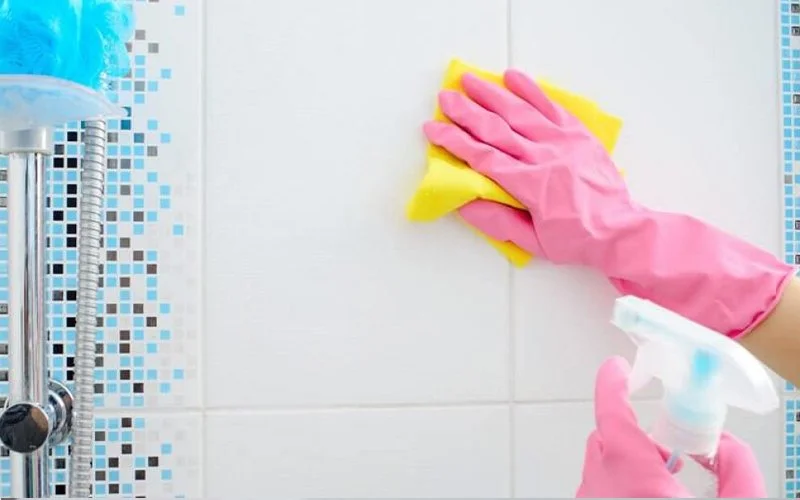 Bathroom cleaning in Edmond