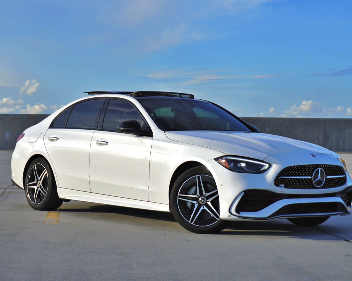 Exotic and luxury transportation services in South Florida