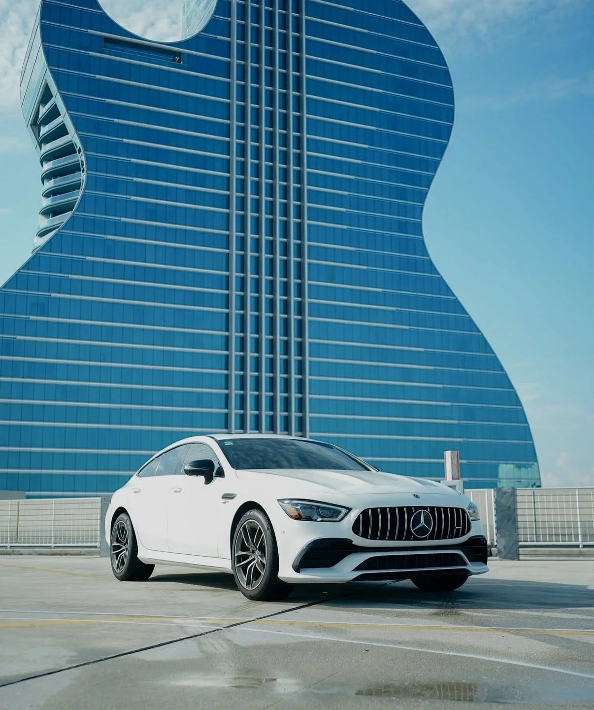 Exotic and luxury transportation services in South Florida