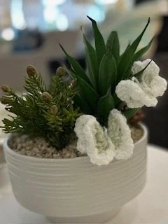 Crochet: two tone butterflies. *1 free with any 10-dollar minimum order when requested