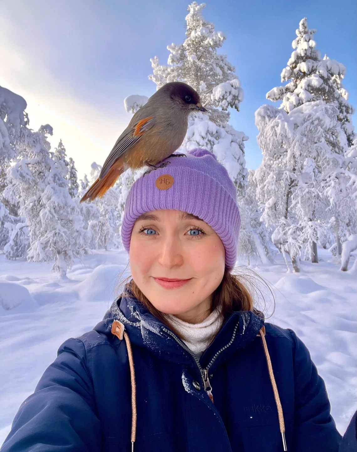 Should this be my author photo? The one that&rsquo;s printed inside the dust cover of my book? This is a real, not photoshopped photo! I have professional studio photos of course, but this would communicate so much about the book 🩵 My mum and I went