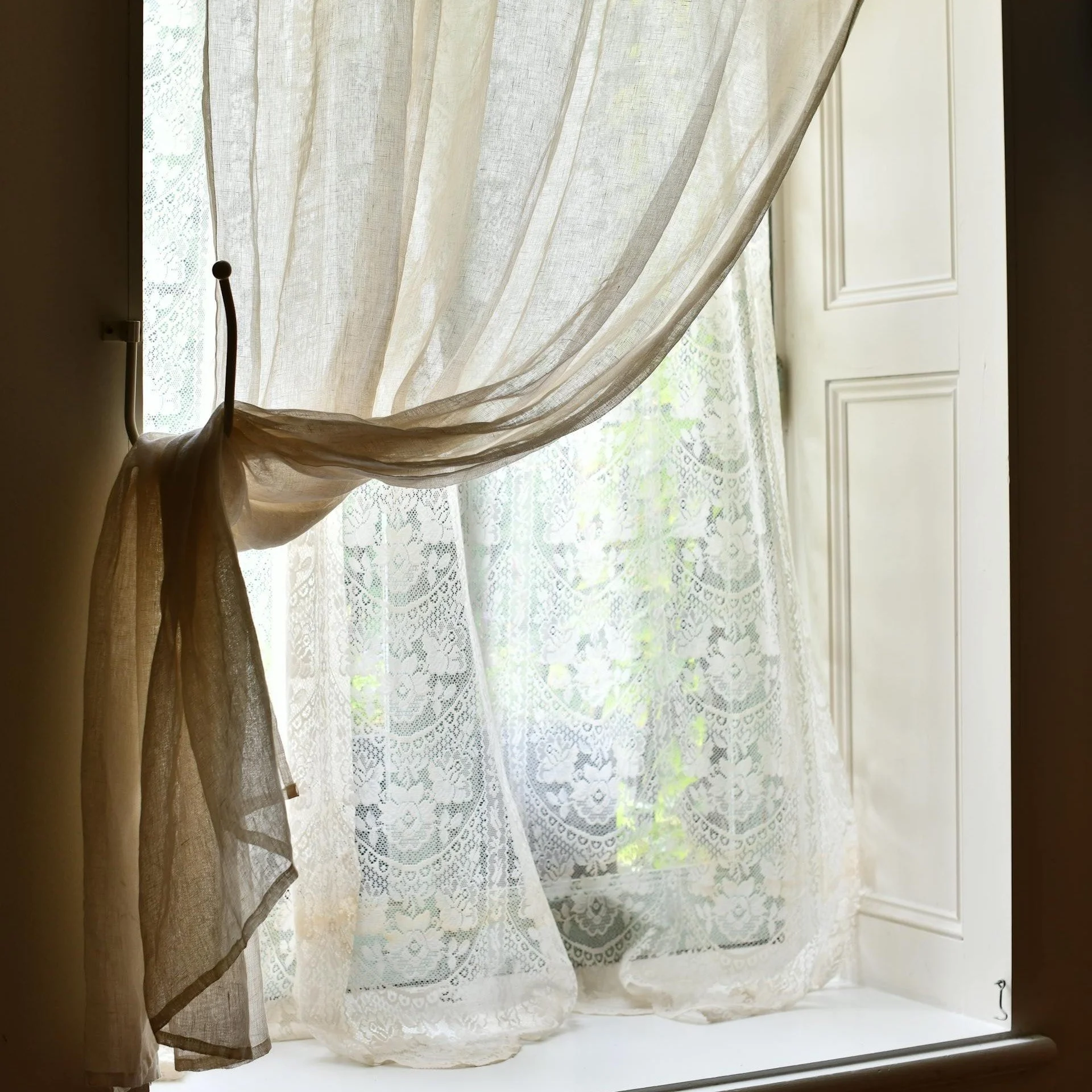 Light knows where to rest.

🤍

#prayerwriting #christianpoetry #devotionalwords #quietfaith #sacredstillness #contemplativefaith #faithandwords #christiancreative #sacredordinary #gentlefaith