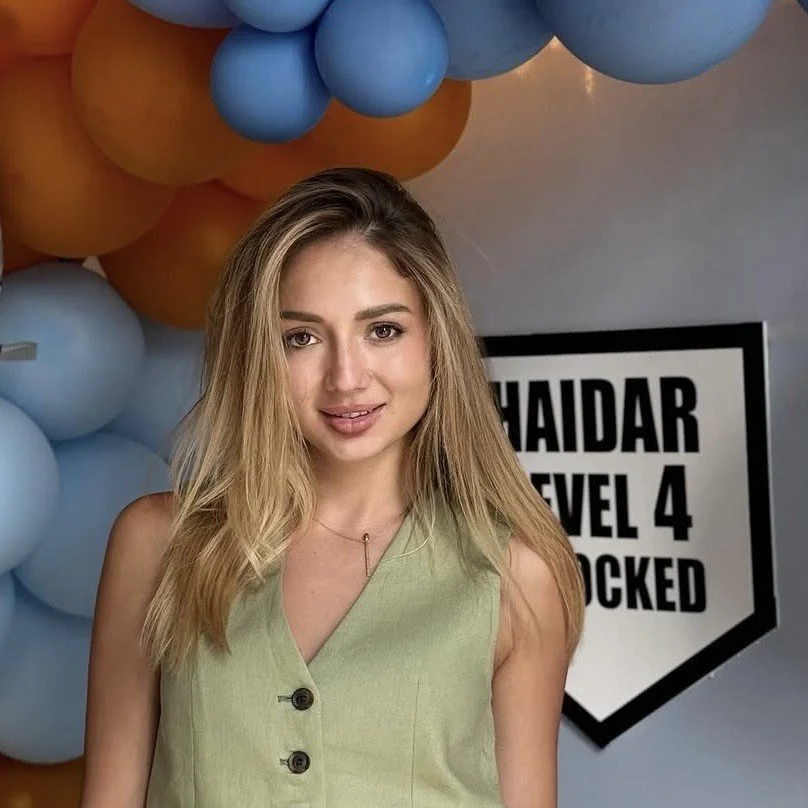 Karina, customer service professional, sharing how Art of Speaking NYC improved her communication and confidence