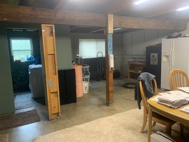 Basement 1.jpg