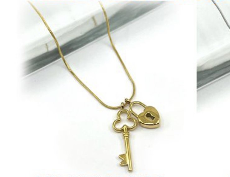 Gold Lock and Key Necklace.jpg