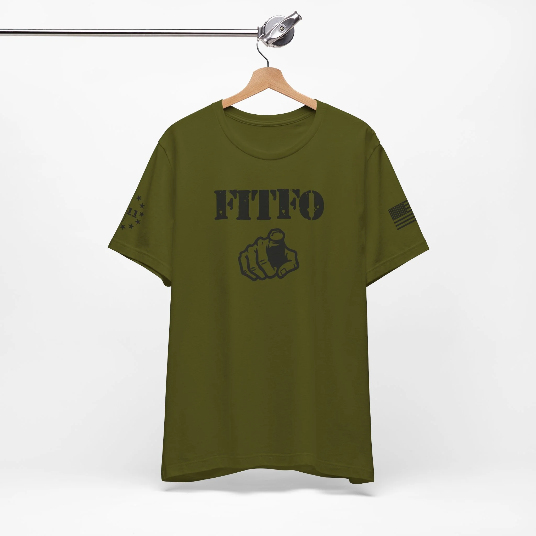 FITFO-Hanging-Olv2.png