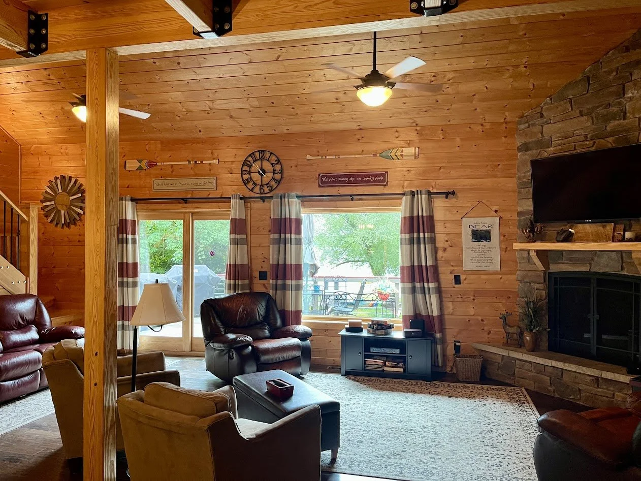 Main floor living room with Roku access for your streaming and WiFi access