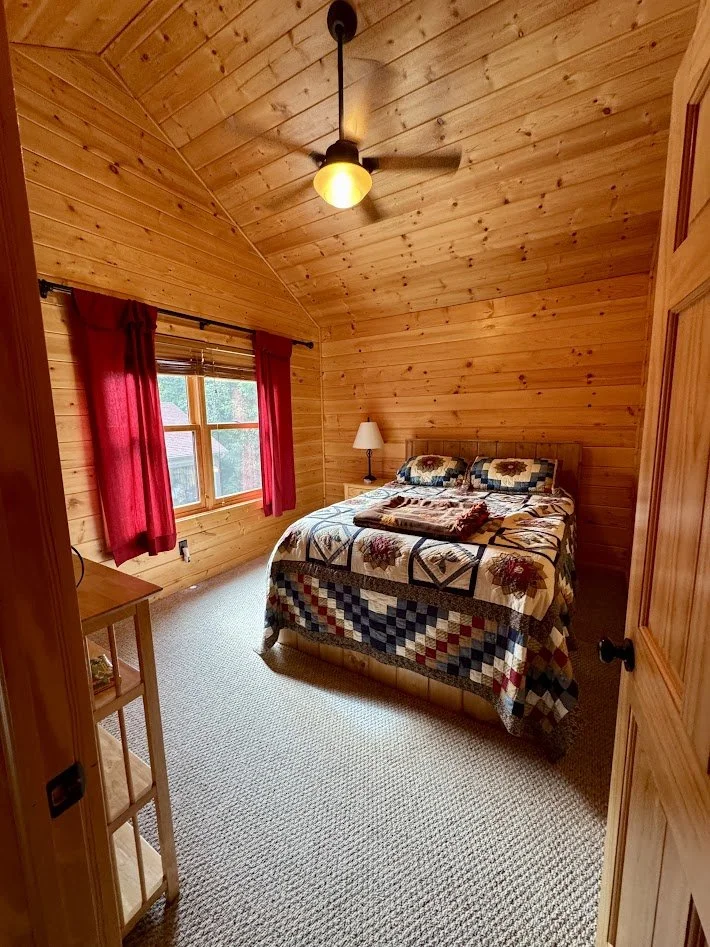 Bedroom #3 - queen bed