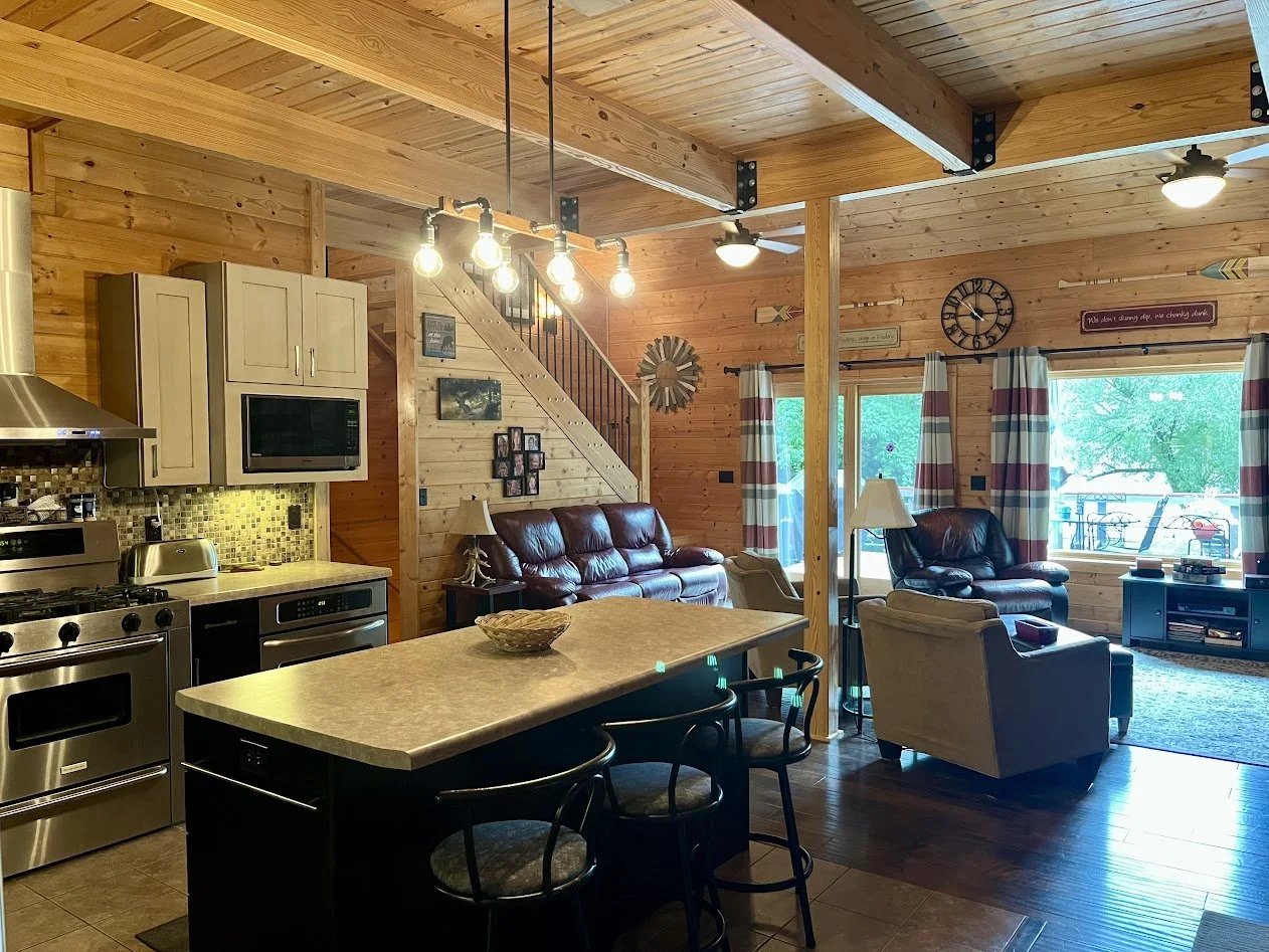 Well-equipped and updated kitchen with table to sit 10