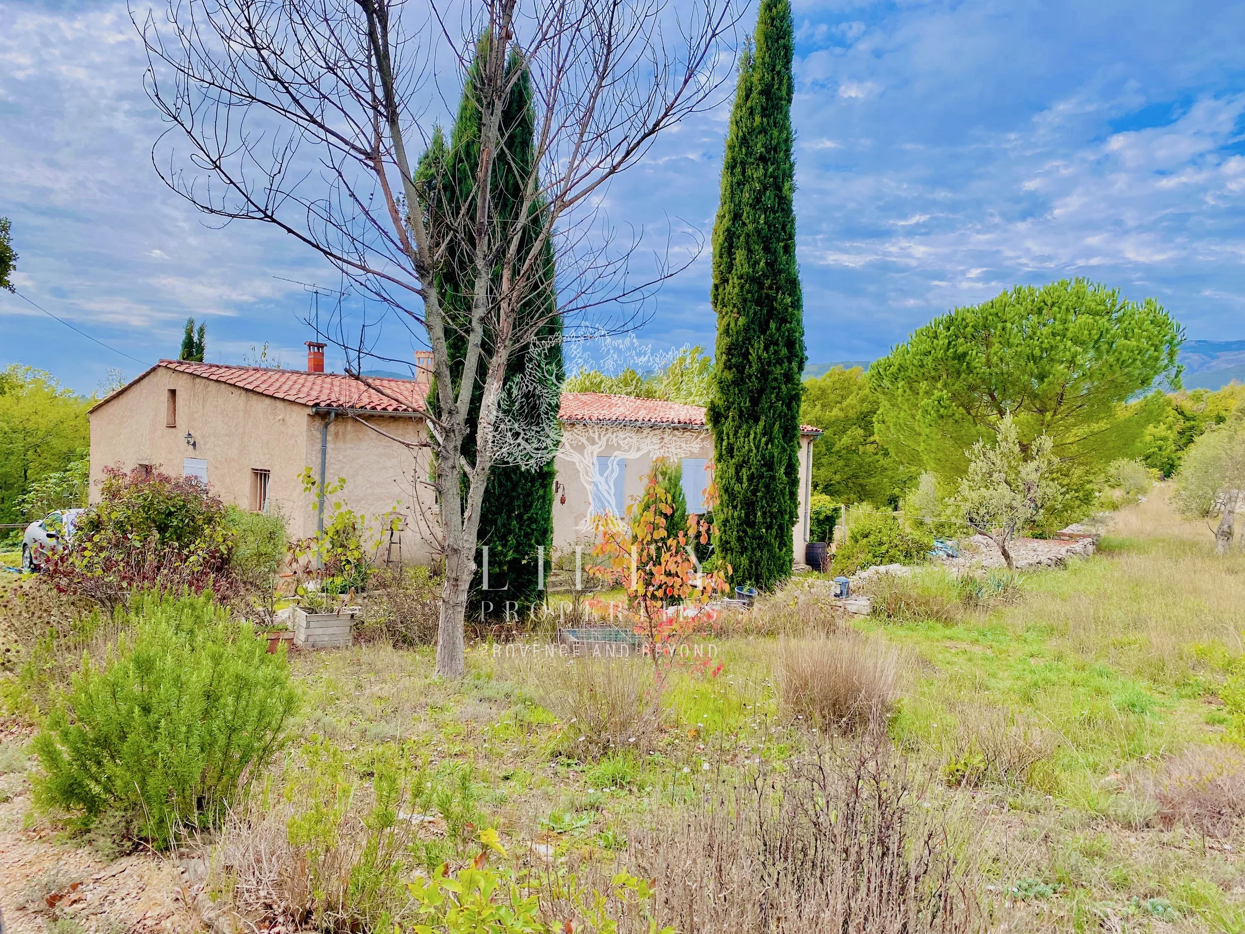 Maison d'artiste à Mons en Provence