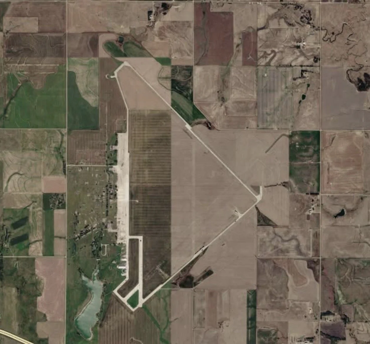 Field School Evening Program: Walker Army Airfield and the Battle of Kansas. Presentation by Steven Arthur