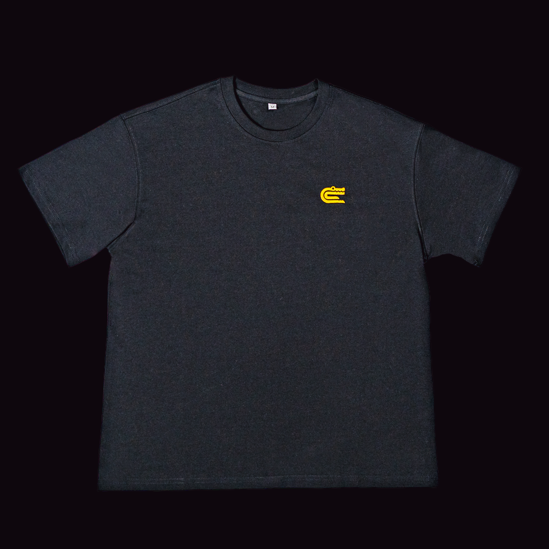 BLACK_TSHIRT.png