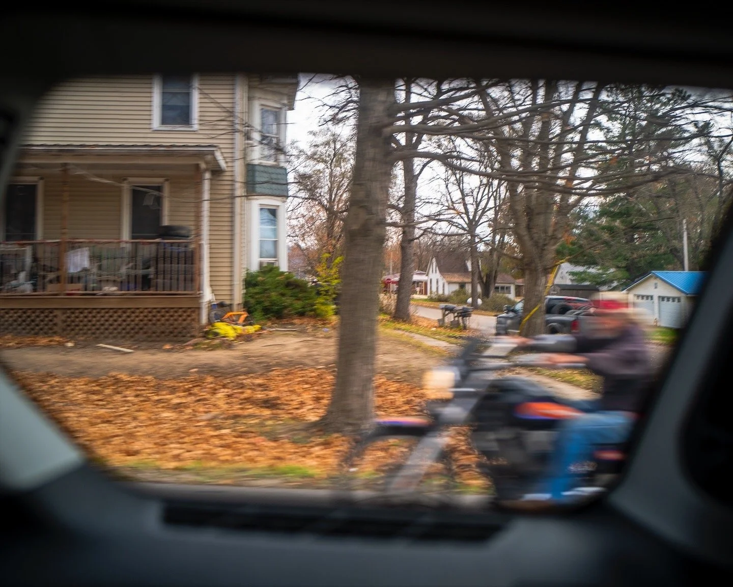 American Roadtrip Back Windows 9.JPG