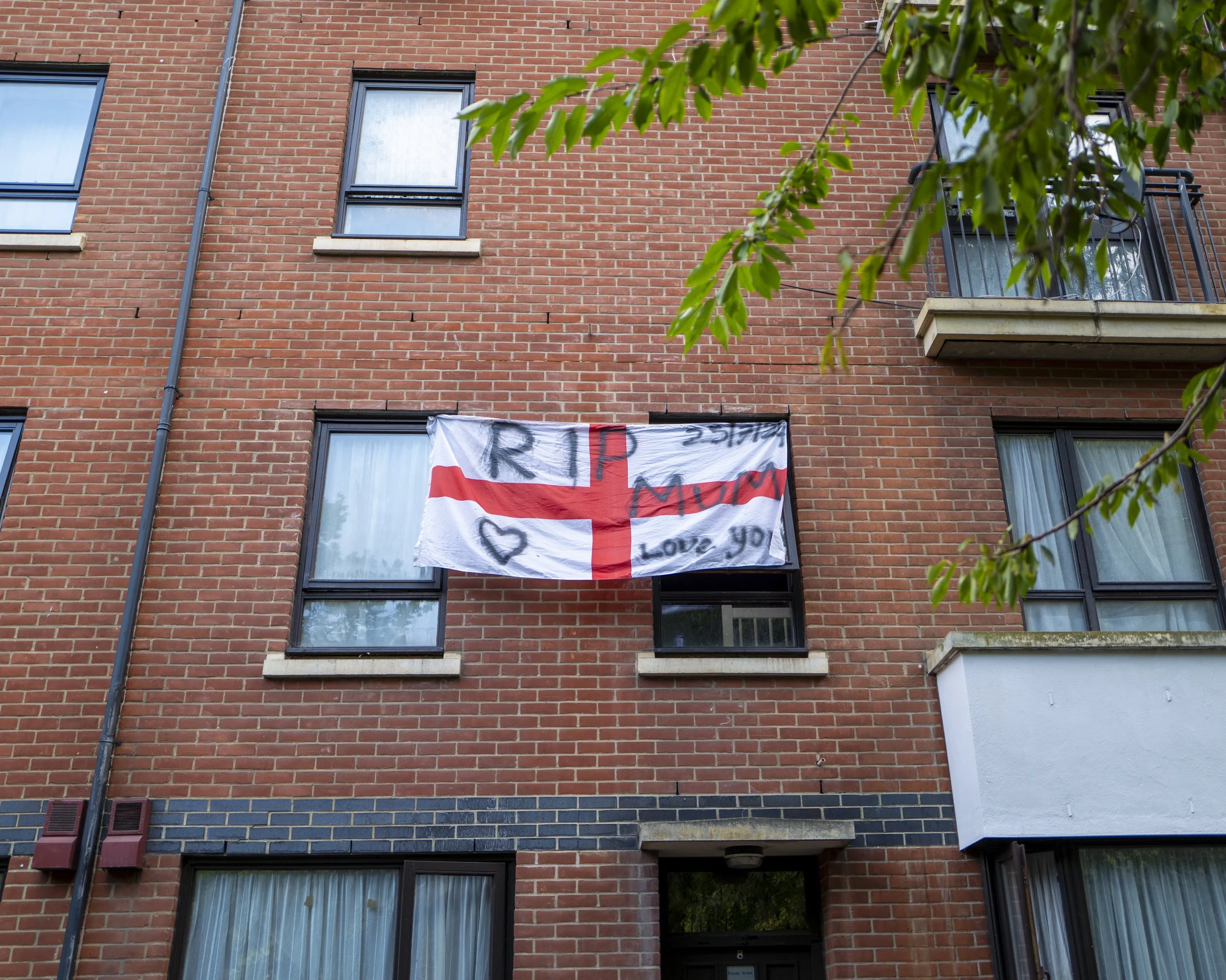 London extra 5.jpeg