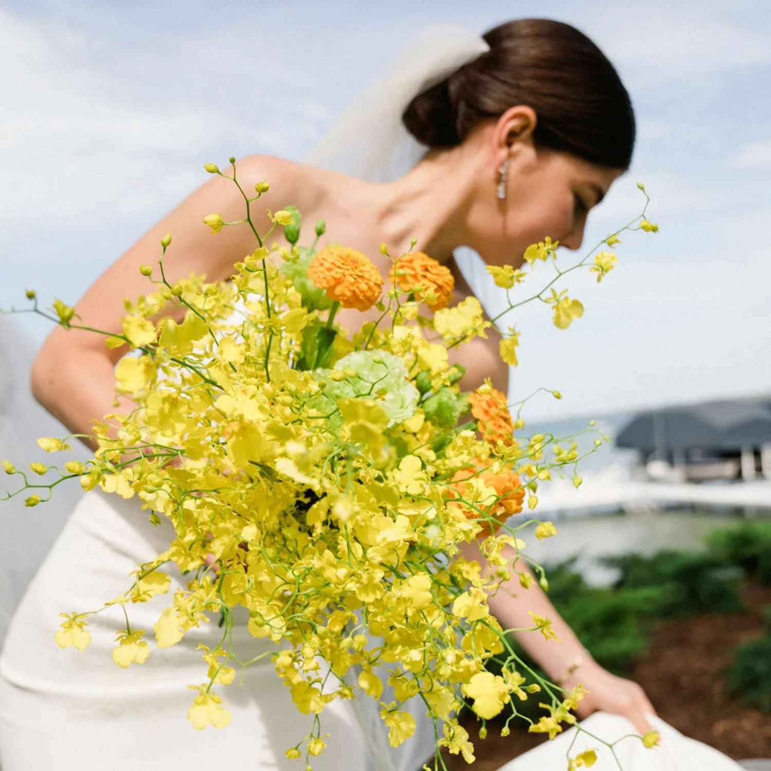 bridal-bouquet-recirc-kate-headley-5-9-df77b3afbeb14165b73260ec2c835682.jpg