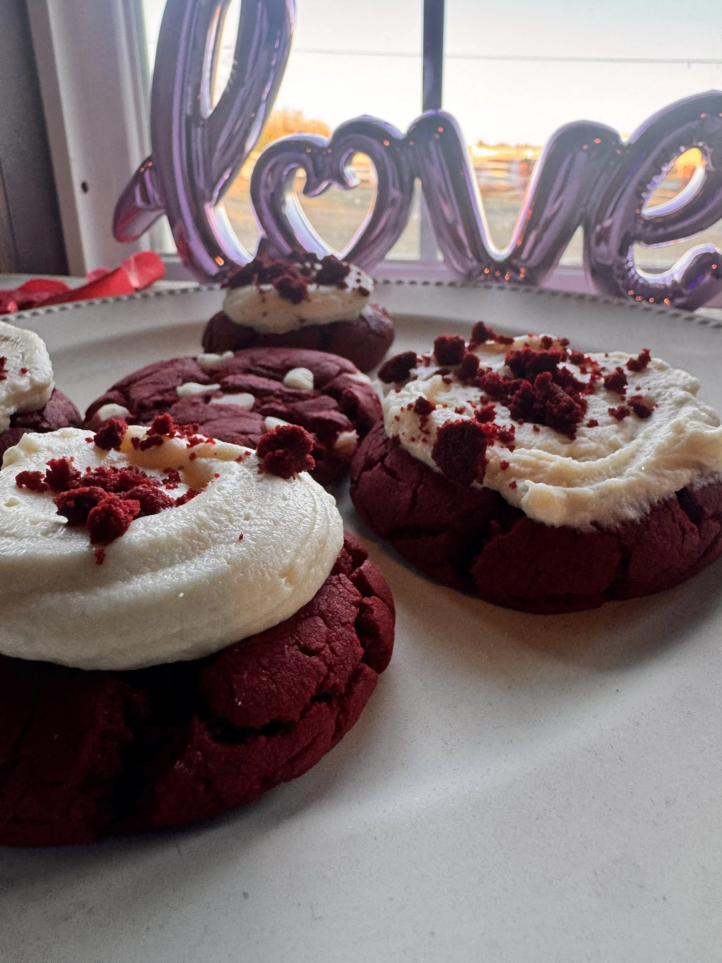 Red Velvet Cookie Box