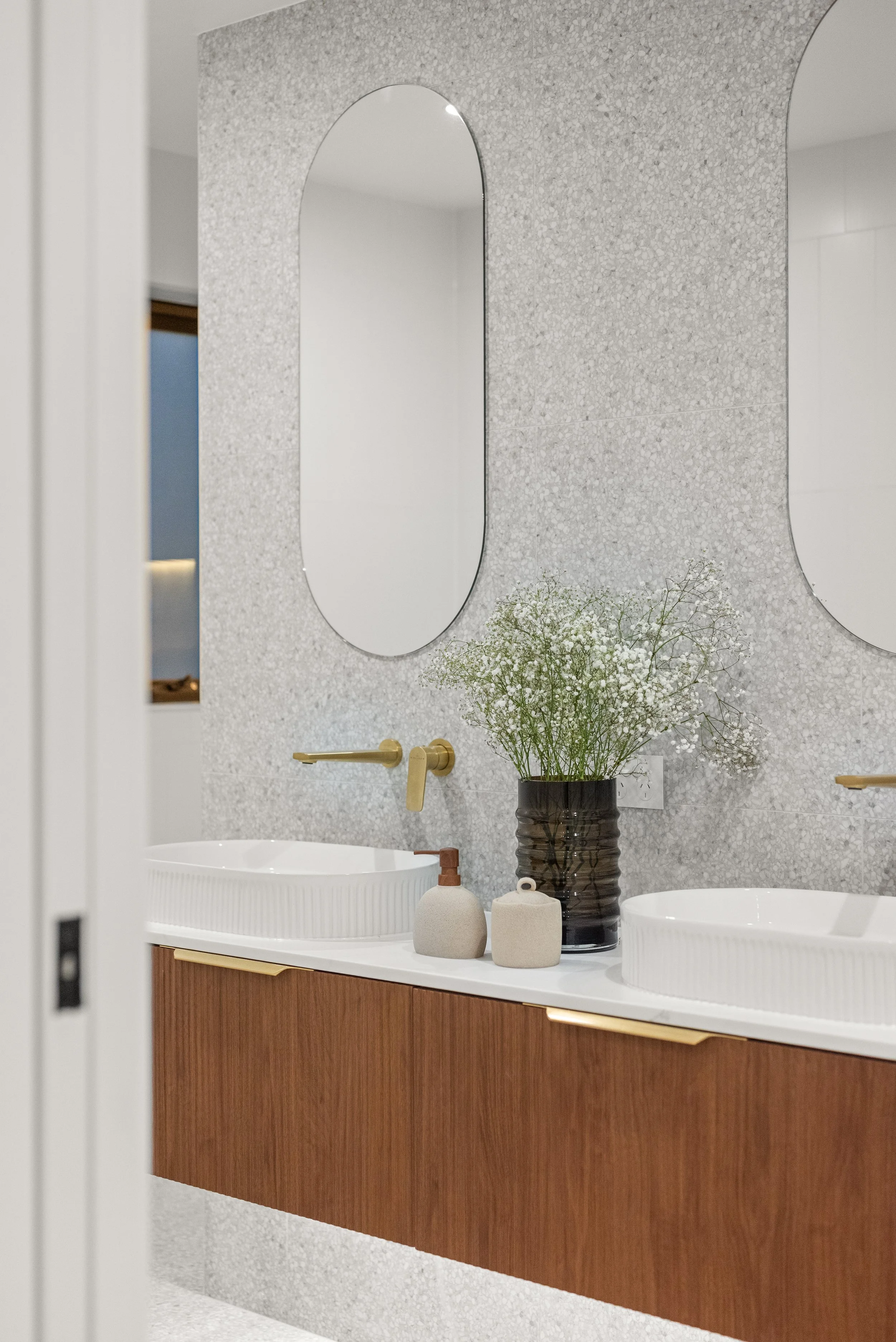 4 Cassinia St, O'Connor ACT-002.jpg