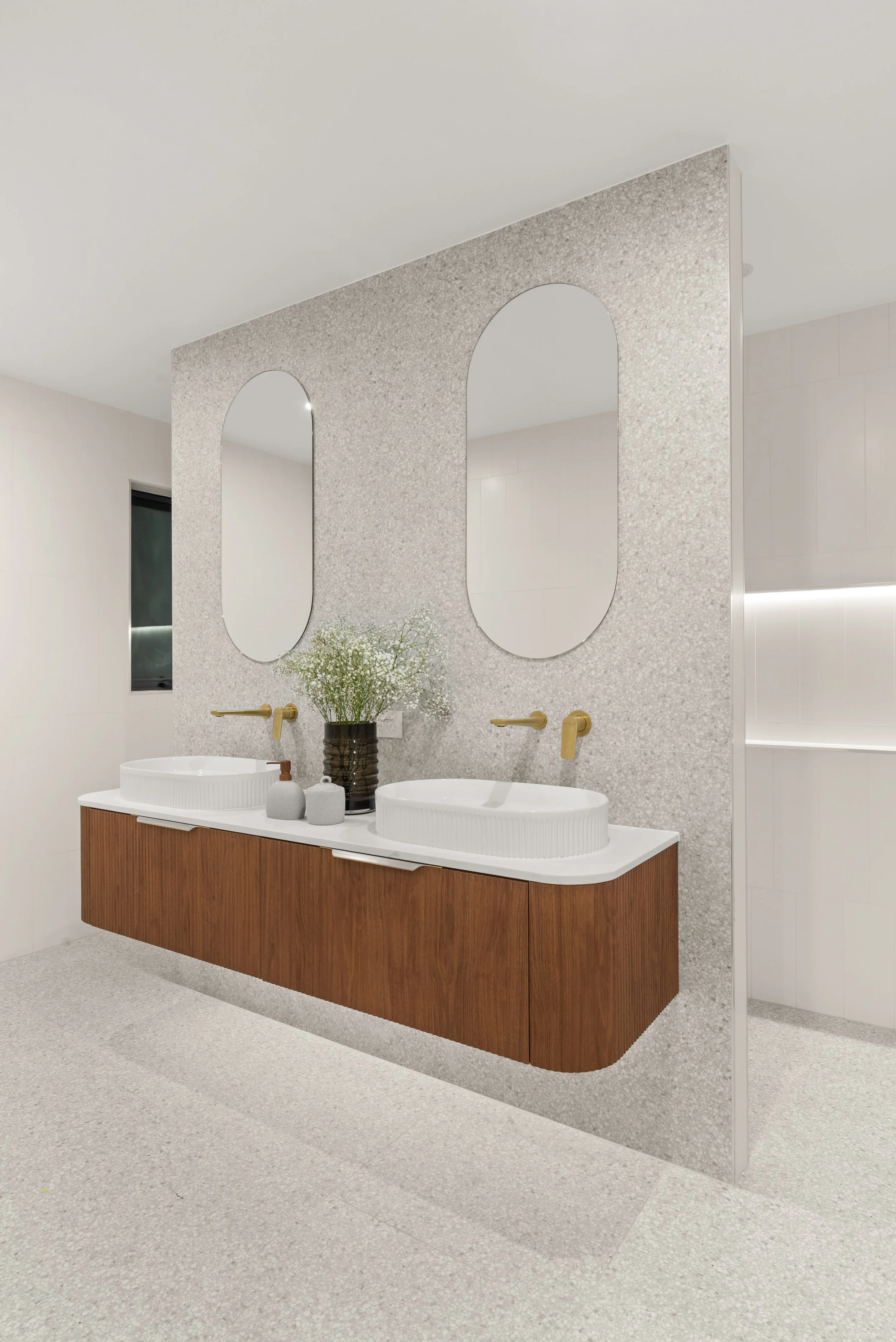 4 Cassinia St, O'Connor ACT-051.jpg