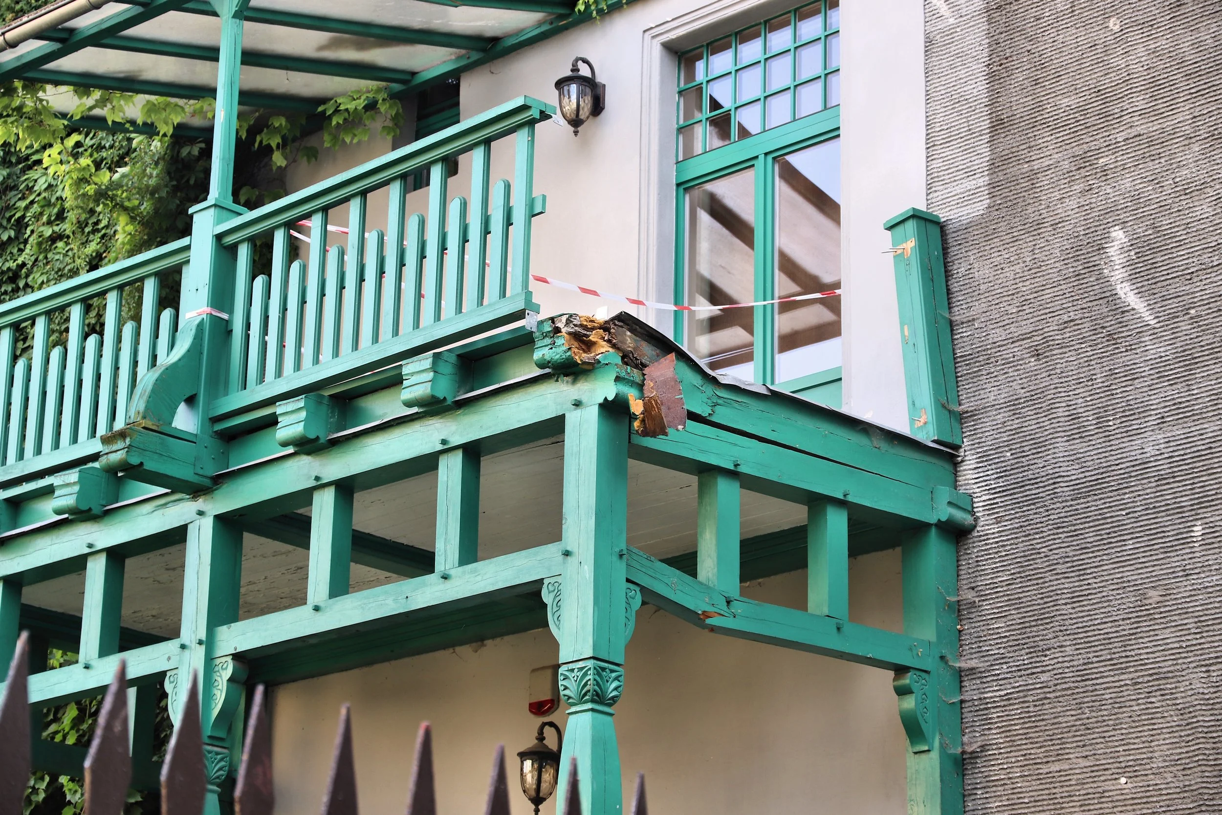 Strata maintenance repairs 