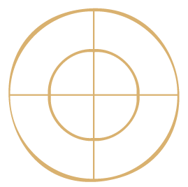 Leerer goldener Zielscheiben-Ring auf schwarzem Hintergrund.