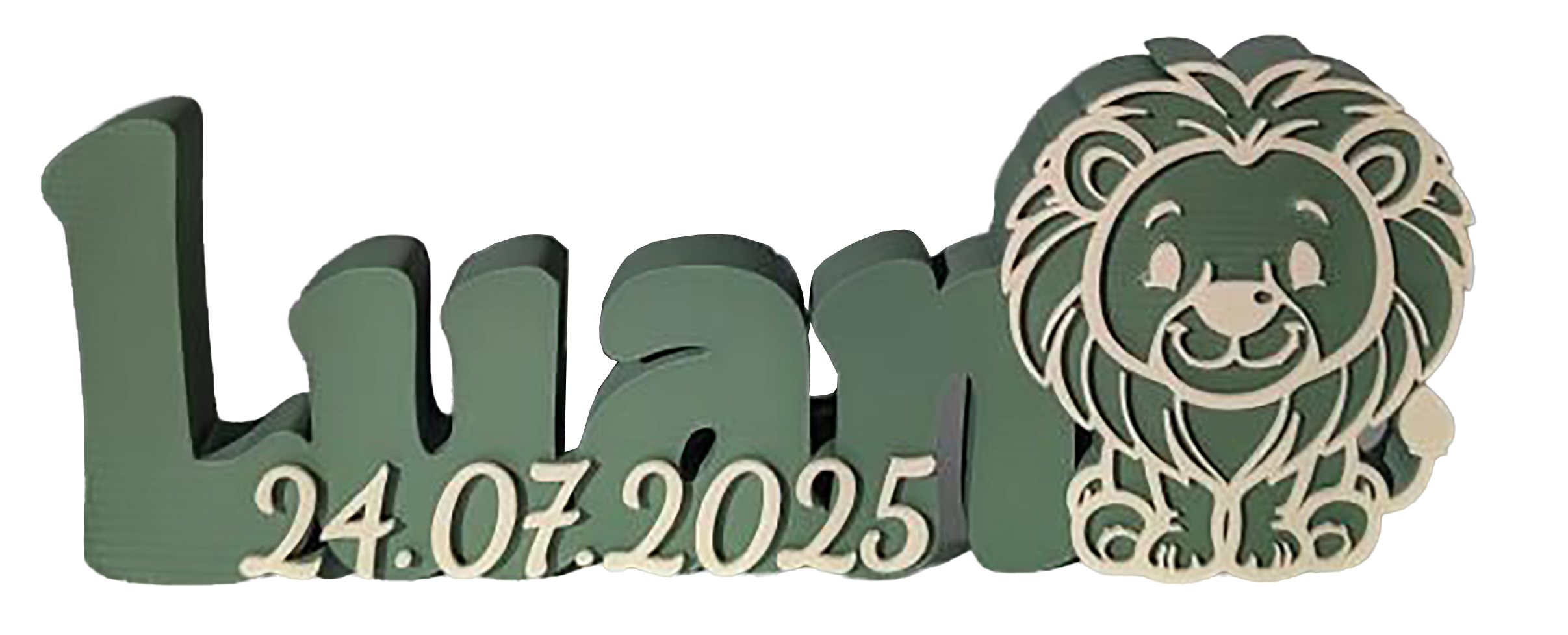 Ein dekoratives Schild mit der Aufschrift 'Lina' in grüner Farbe, dem Datum 24.07.2025, und einem stilisierten Löwenkopf mit freundlichem Gesicht, umrahmt von einer maneartigen Verzierung.