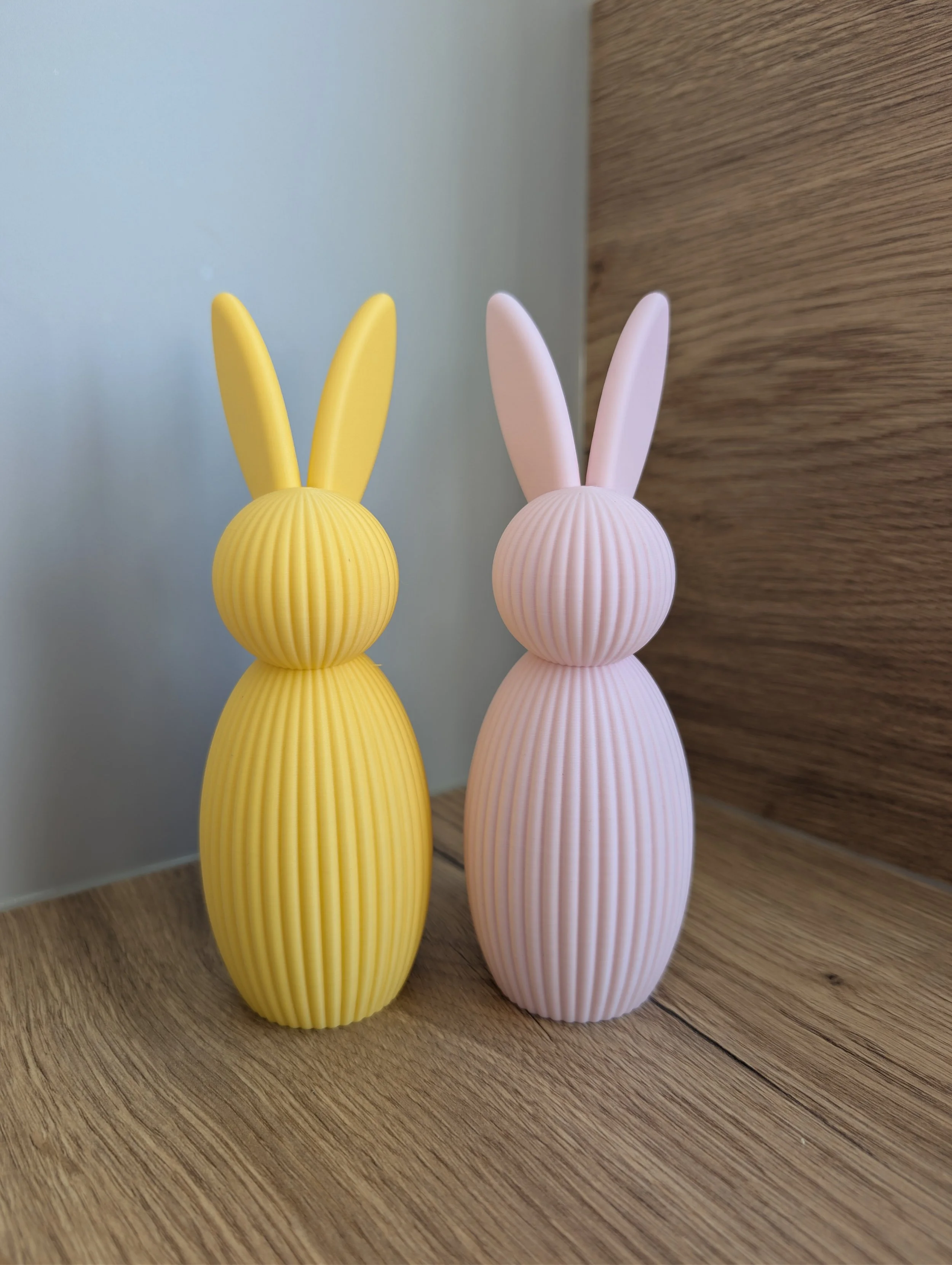 MILO - Hase mit aufrechten Ohren