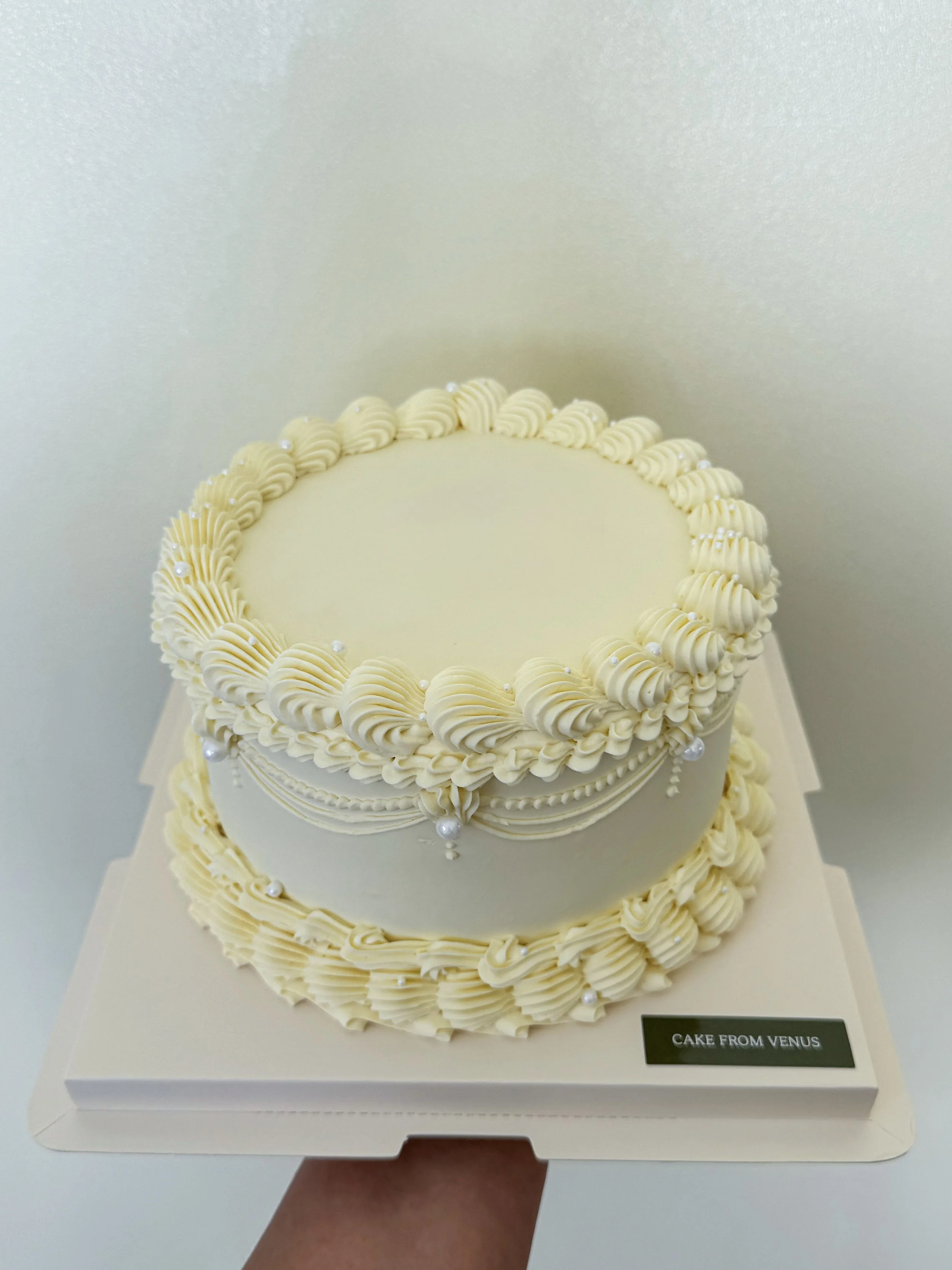 Signature Vintage Cake