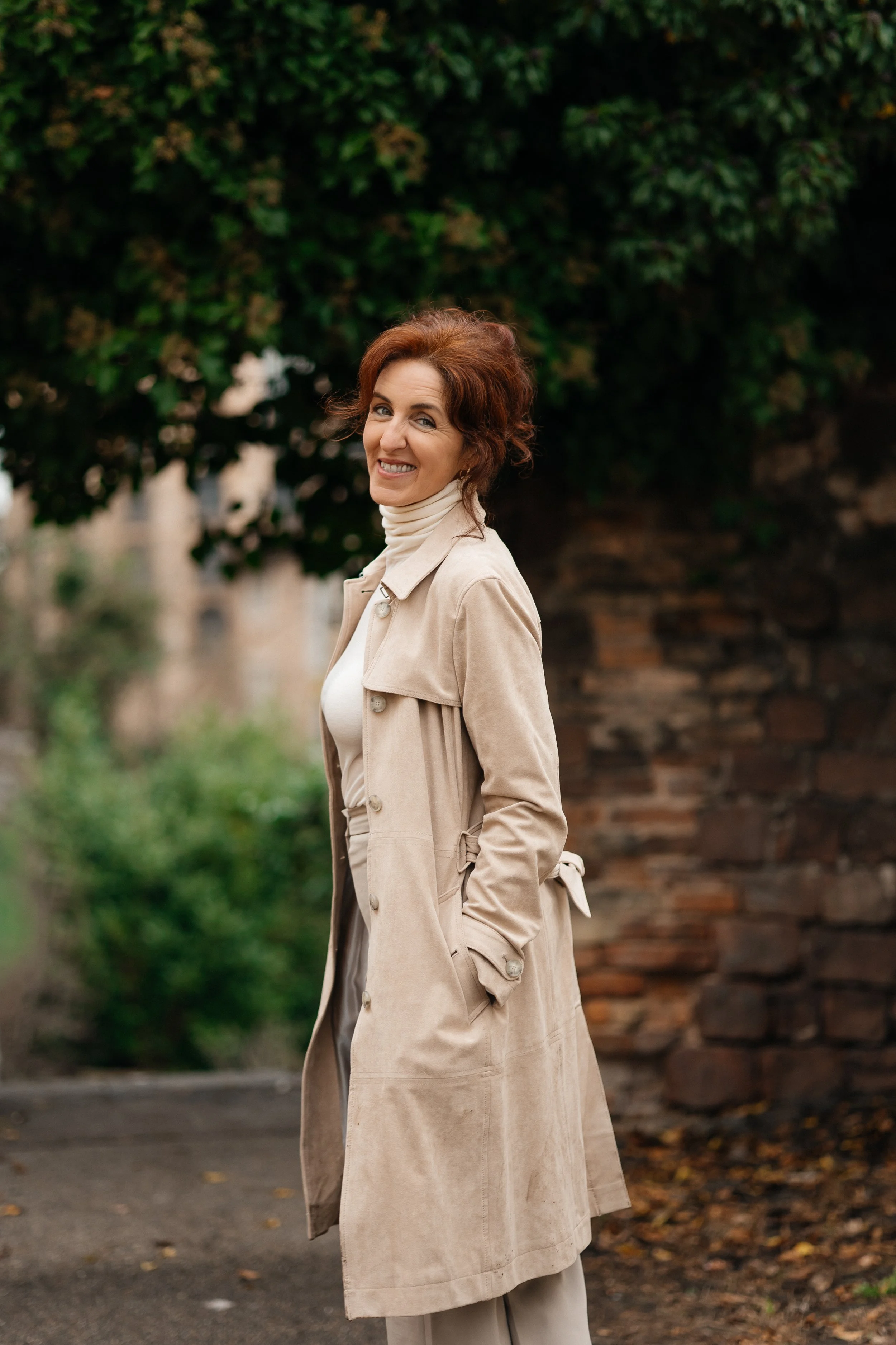 Carmen Klein-Recktenwald - freie Rednerin - im Park