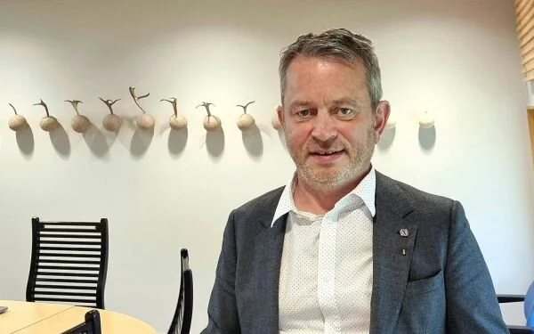– Må kunne diskutere om reindrifta skal ha så mye makt