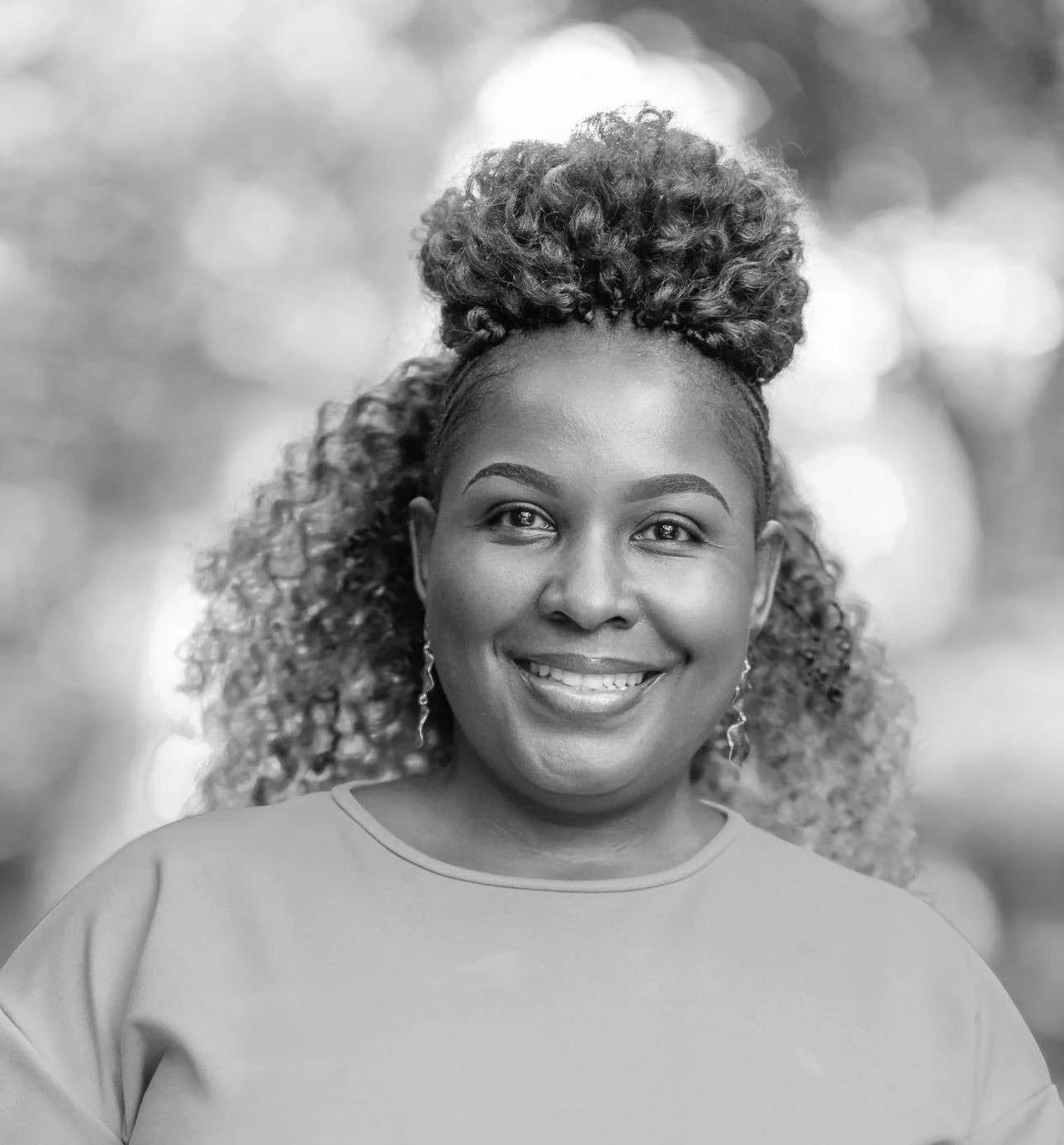 Celeste Wamiru is a political cartoonist, visual storyteller and illustrator. Passionate practitioner of  artivism through comics. 