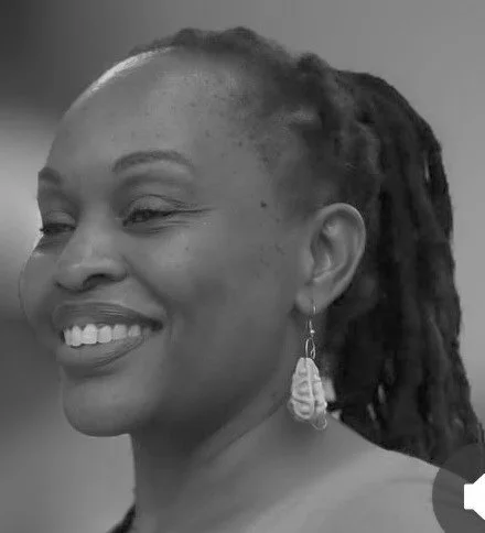 Evalyn Wanjiru Githina is a poet, writer and creative visionary passionate about storytelling. She has worked as Editor for AIM
Magazine Minnesota, Sauti Project under Al Jazeera and Pawa 254. She hosts Diva On A Mission podcast and is the author of 