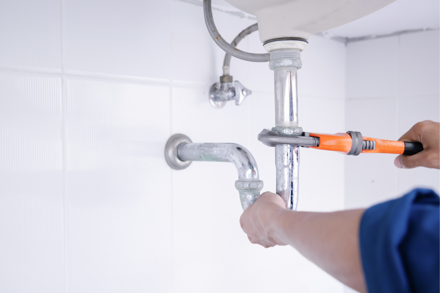 Emergency Plumber Near Me: What to Do Before ASAP Plumbing Repairs Arrives