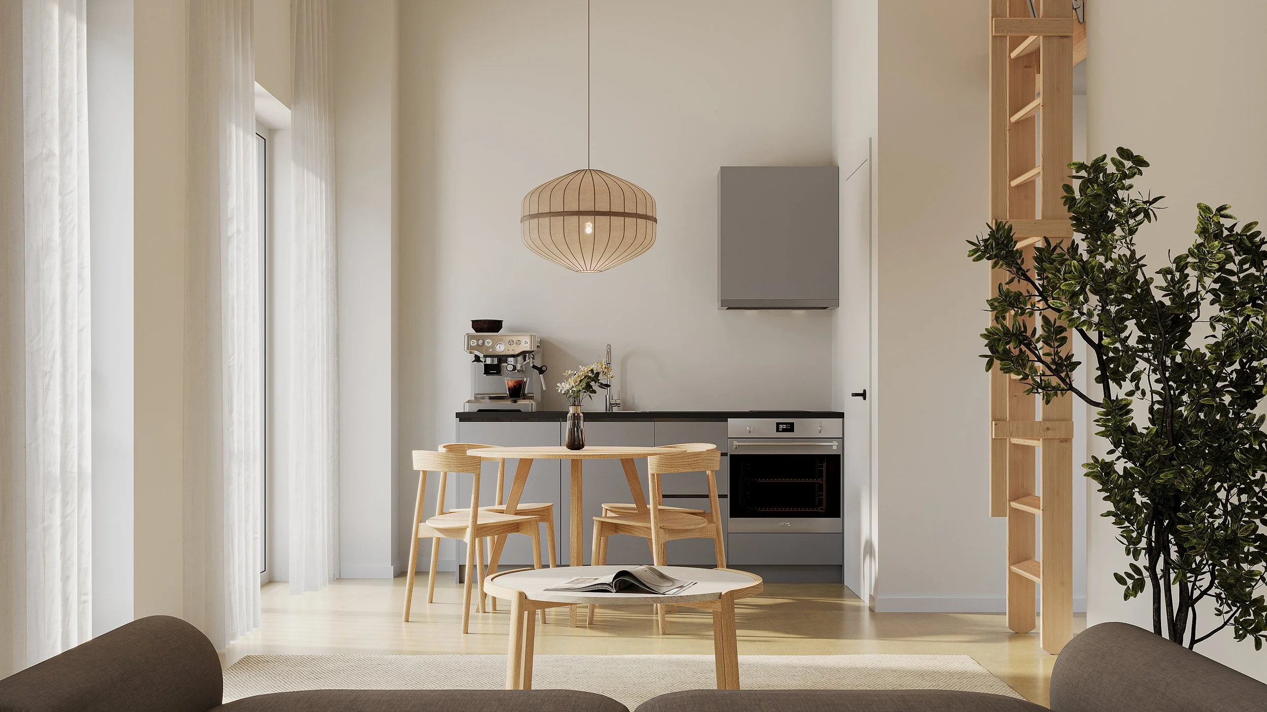 Moderne køkken og spisestue med træmøbler og japandi-stil, stor vindue med hvide gardiner, lampe i papirkonstruktion, kaffemaskine, blomster i glasvase, åben planløsning, grøn plante, neutralt farvetema.