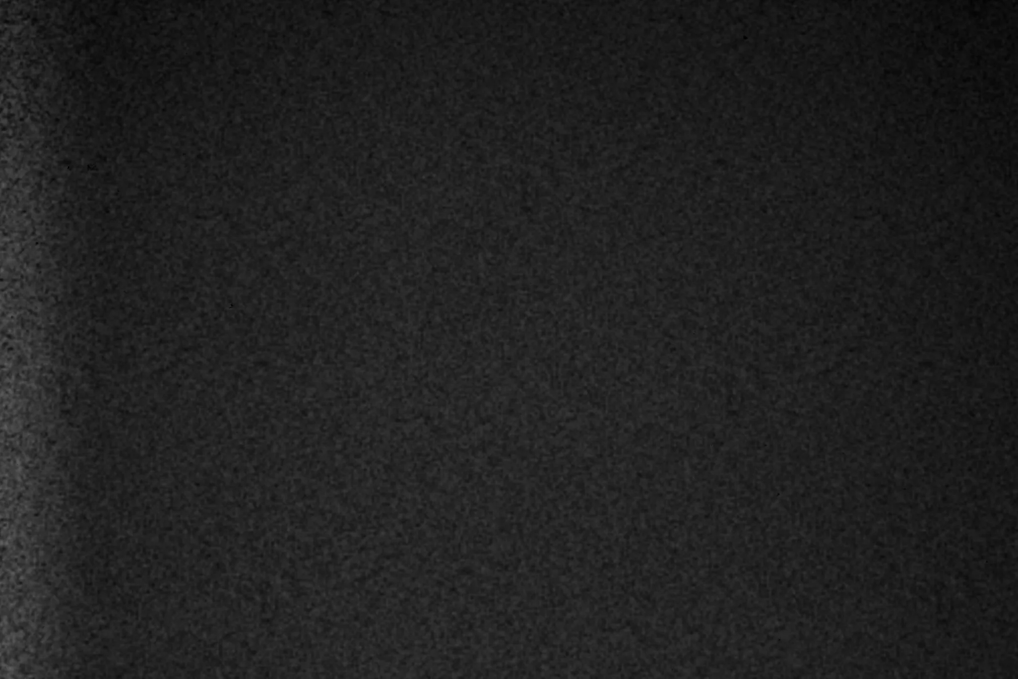 kilian walker schwarz grau rauschen des Fernsehers