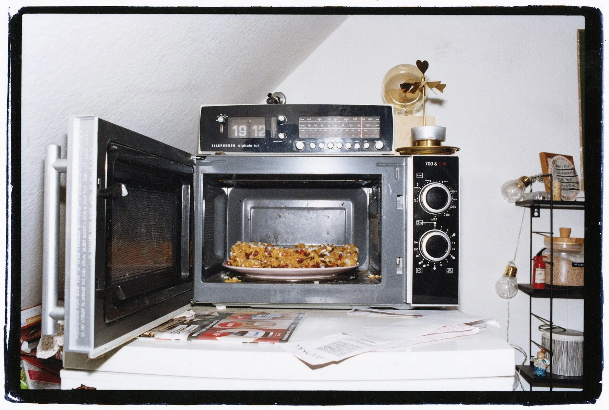 Joseph Tisor Mikrowelle verschimmeltes Essen analog