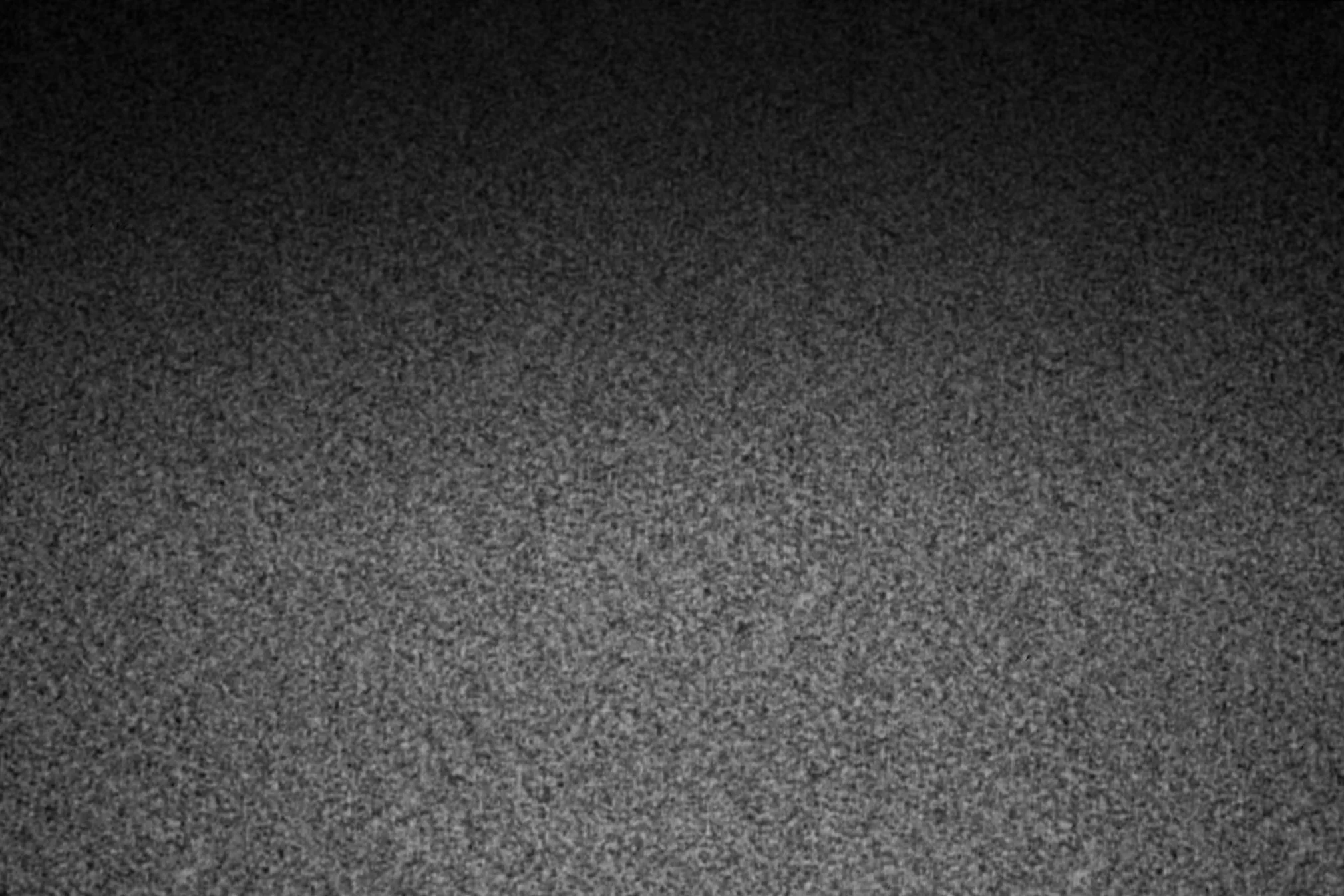 kilian walker schwarz grau rauschen des Fernsehers