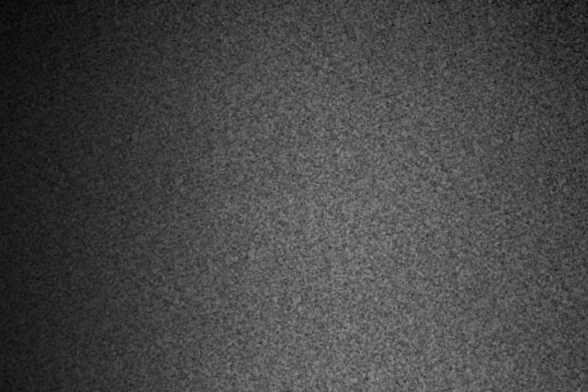 kilian walker schwarz grau rauschen des Fernsehers