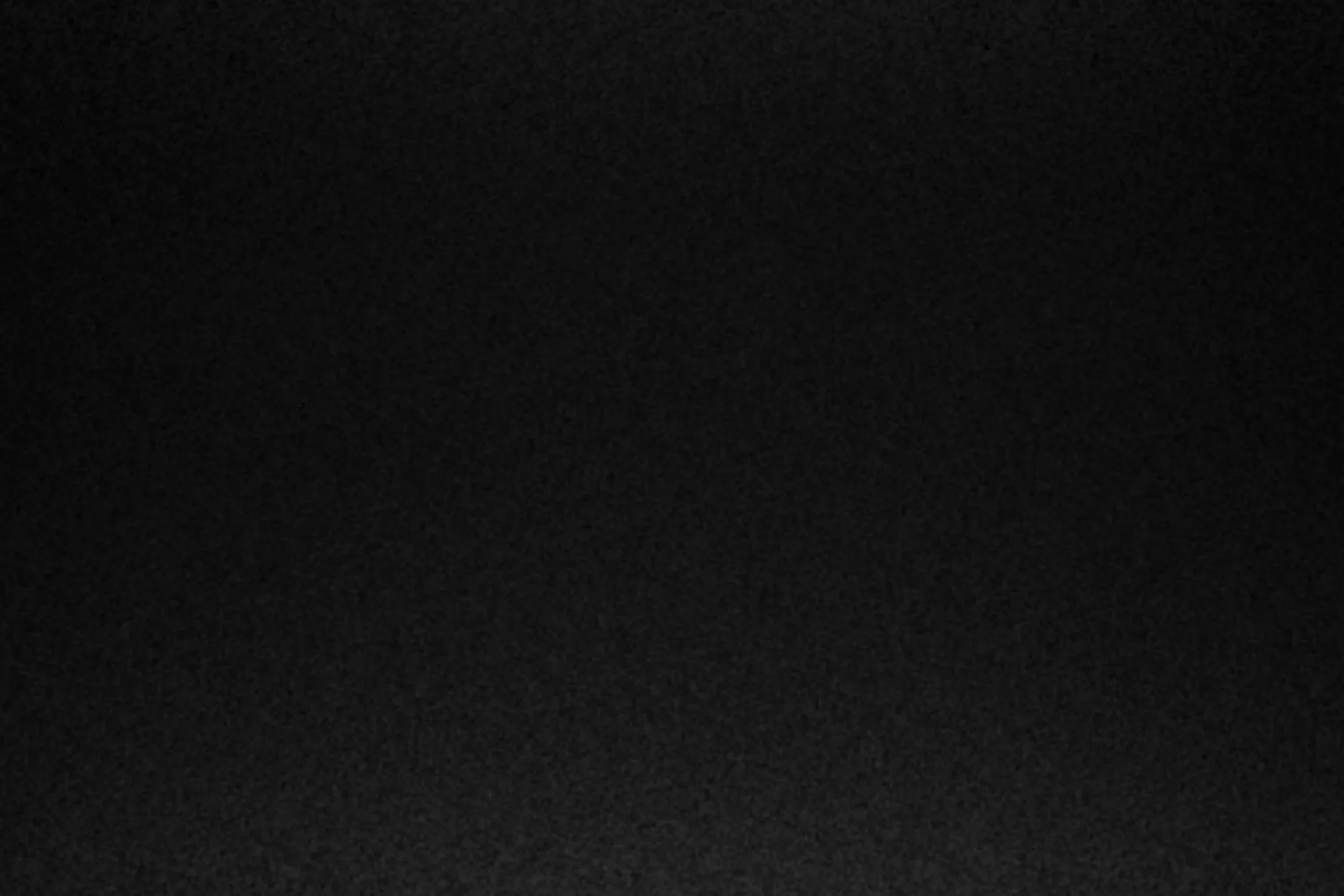 kilian walker schwarz grau rauschen des Fernsehers