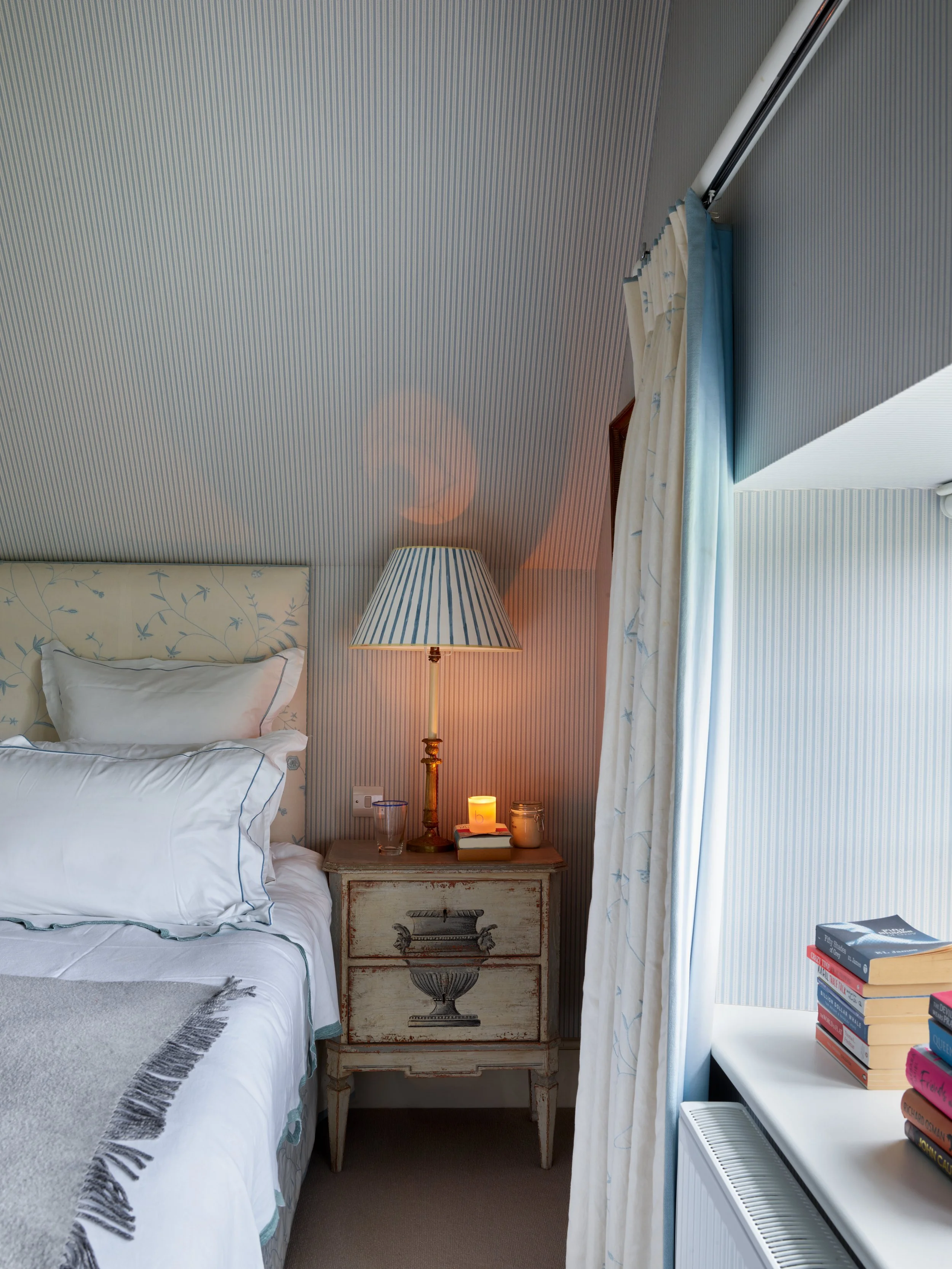 Jane Churchill Xmas108730v1.jpg