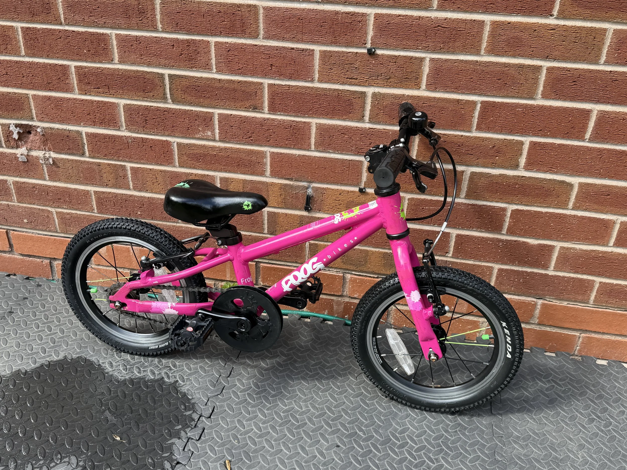 Frog Bike Three54 ride store 8 .jpg
