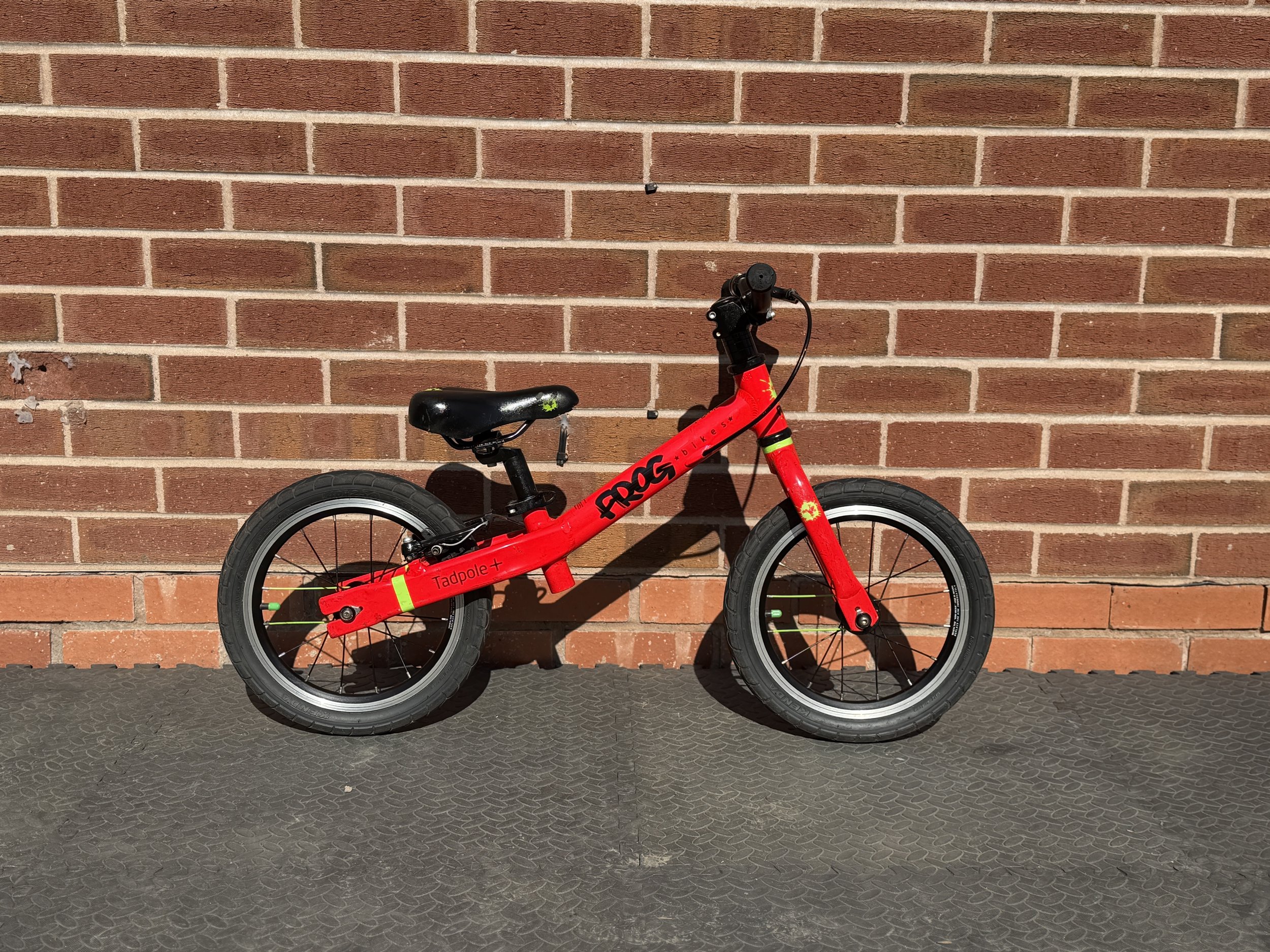 Frog Tadpole Plus balance bike 6.jpg
