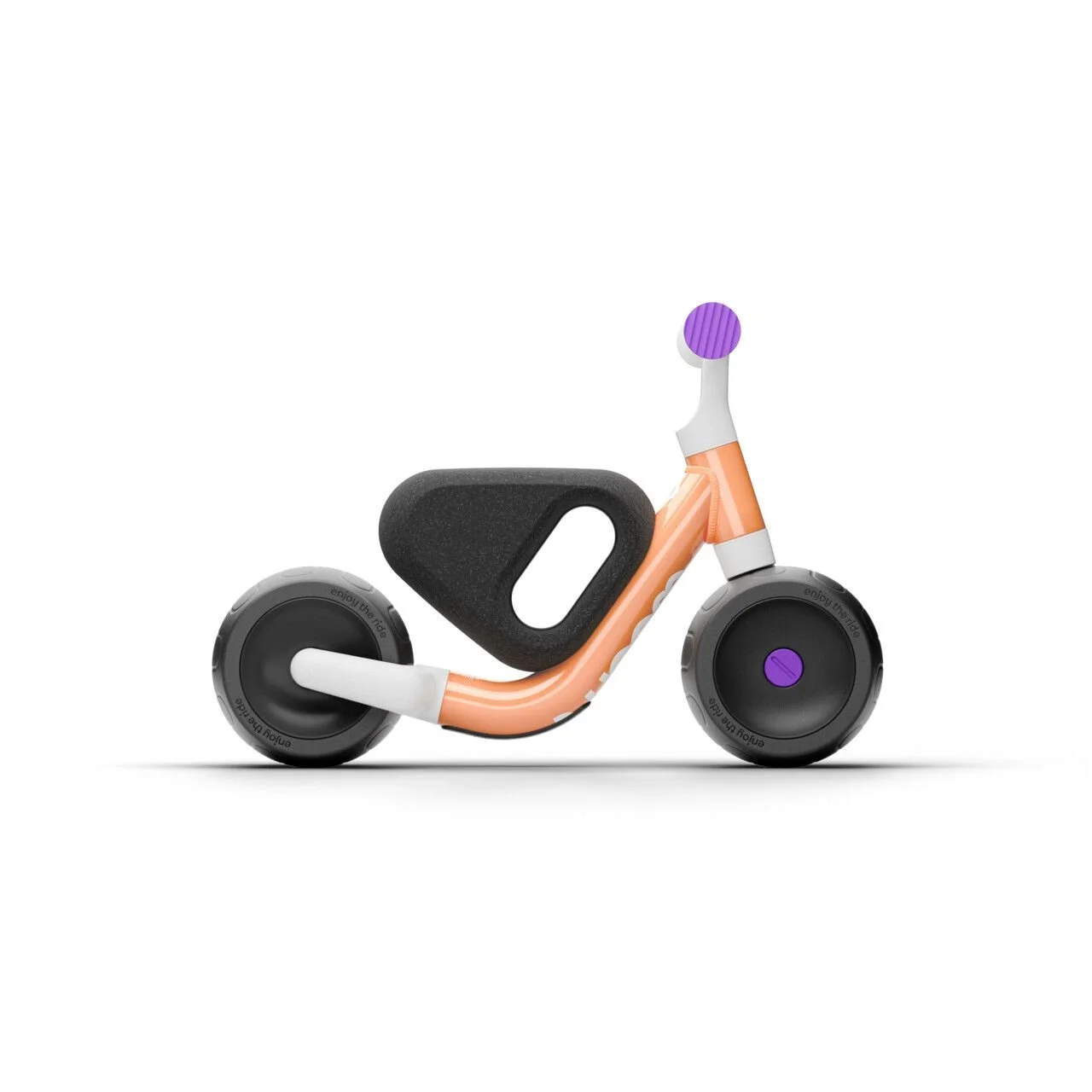 Woom Wow balance bike peach .JPG