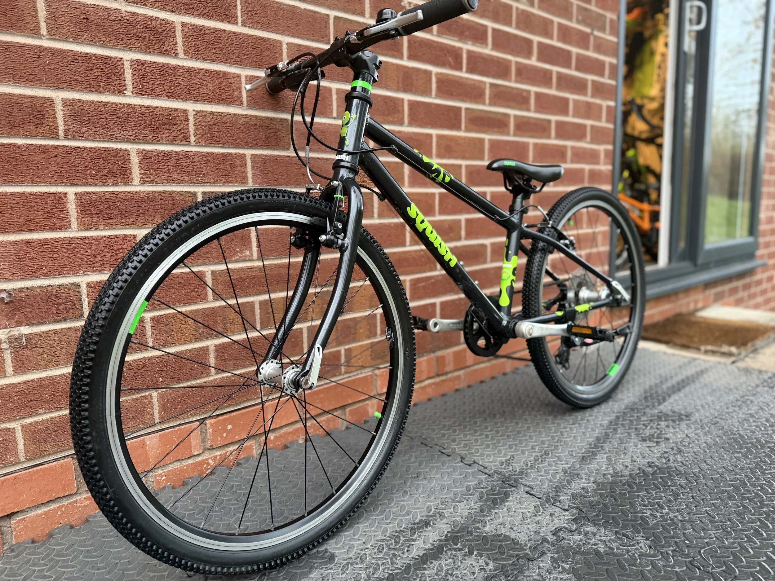 Refurbished Squish Bike Black 5.jpg