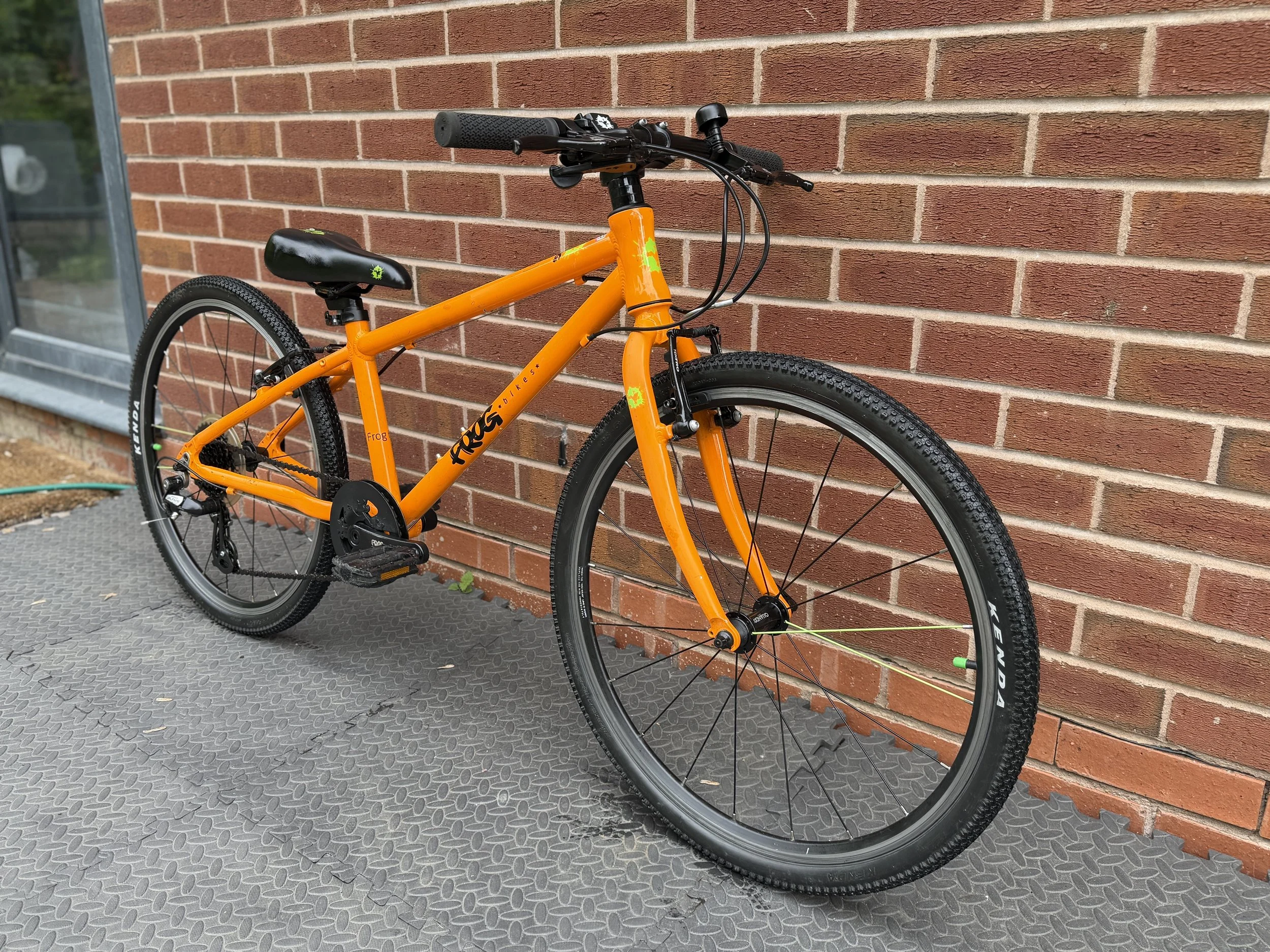 Orange Frog Bike 62 9 .jpg