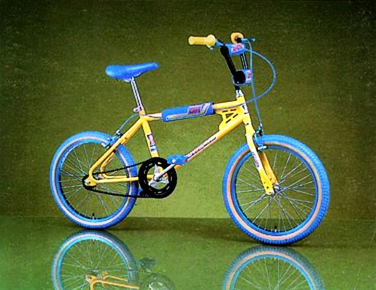 Something a little bit different squeaked and creaked in through our front door today, some very old school cool in the shape of this BH California X3 early 1980&rsquo;s BMX bike&hellip; it was rusty and crusty but has actually cleaned up pretty well