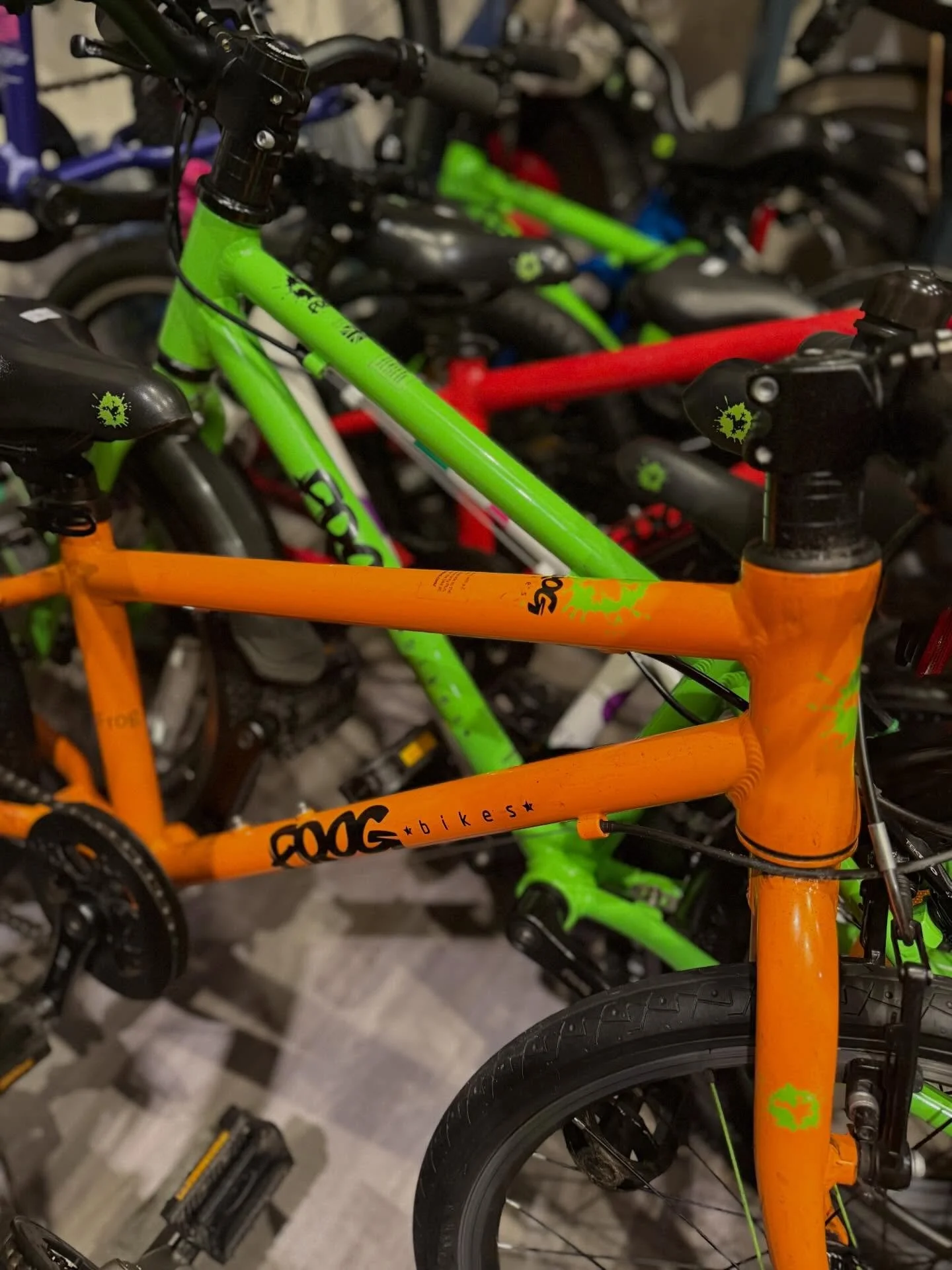❤️❤️❤️ It&rsquo;s Valentines weekend and love is in the air&hellip; a love of cycling ❤️❤️❤️ Lots of lovely new and used bicycles in stock including @frogbikes @shyrebikes Isla Bikes @specialized_uk @gtbicycles and much, much more&hellip; #bikeshop #