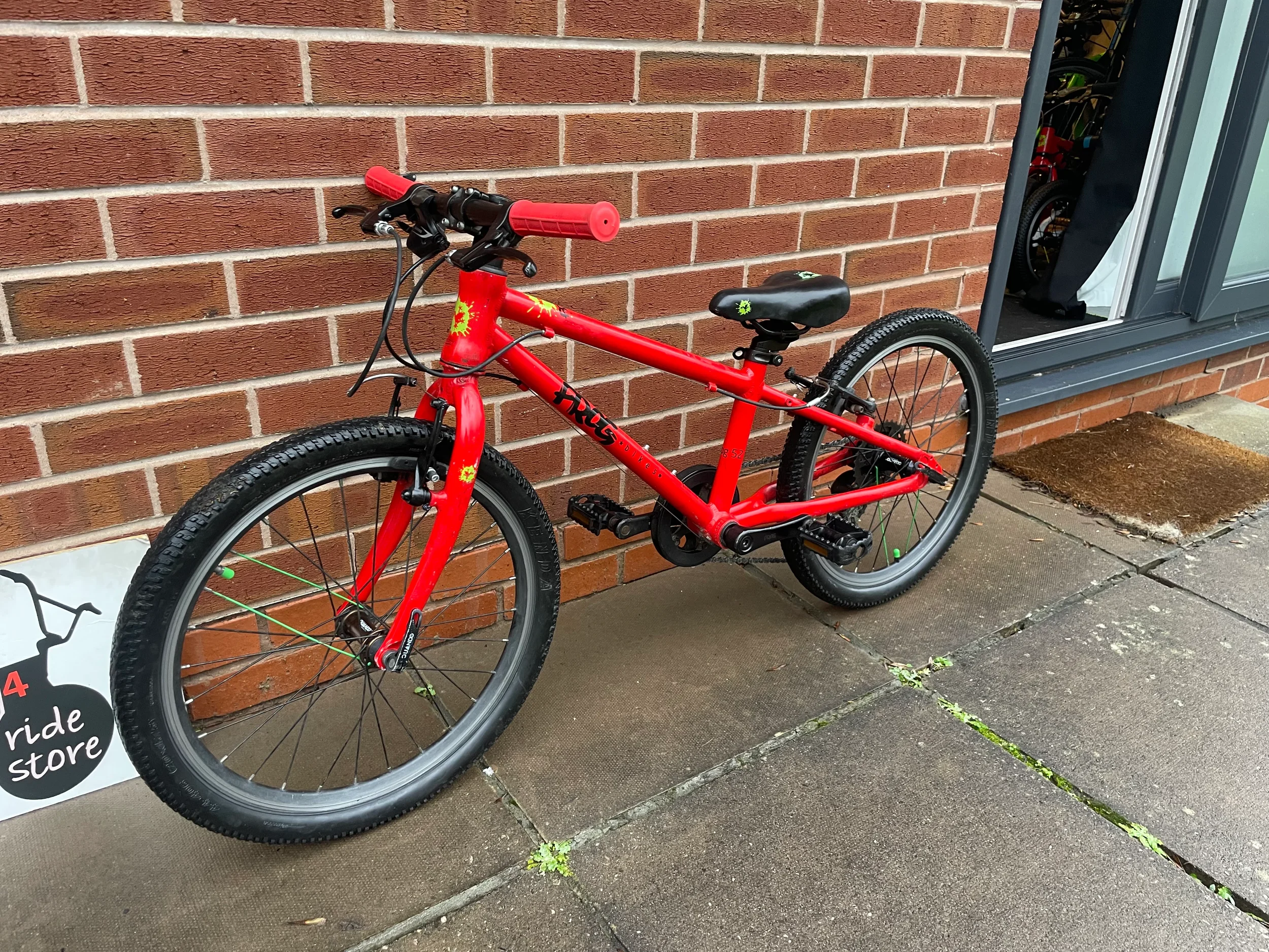 Frog 55 Red Handles 9.webp