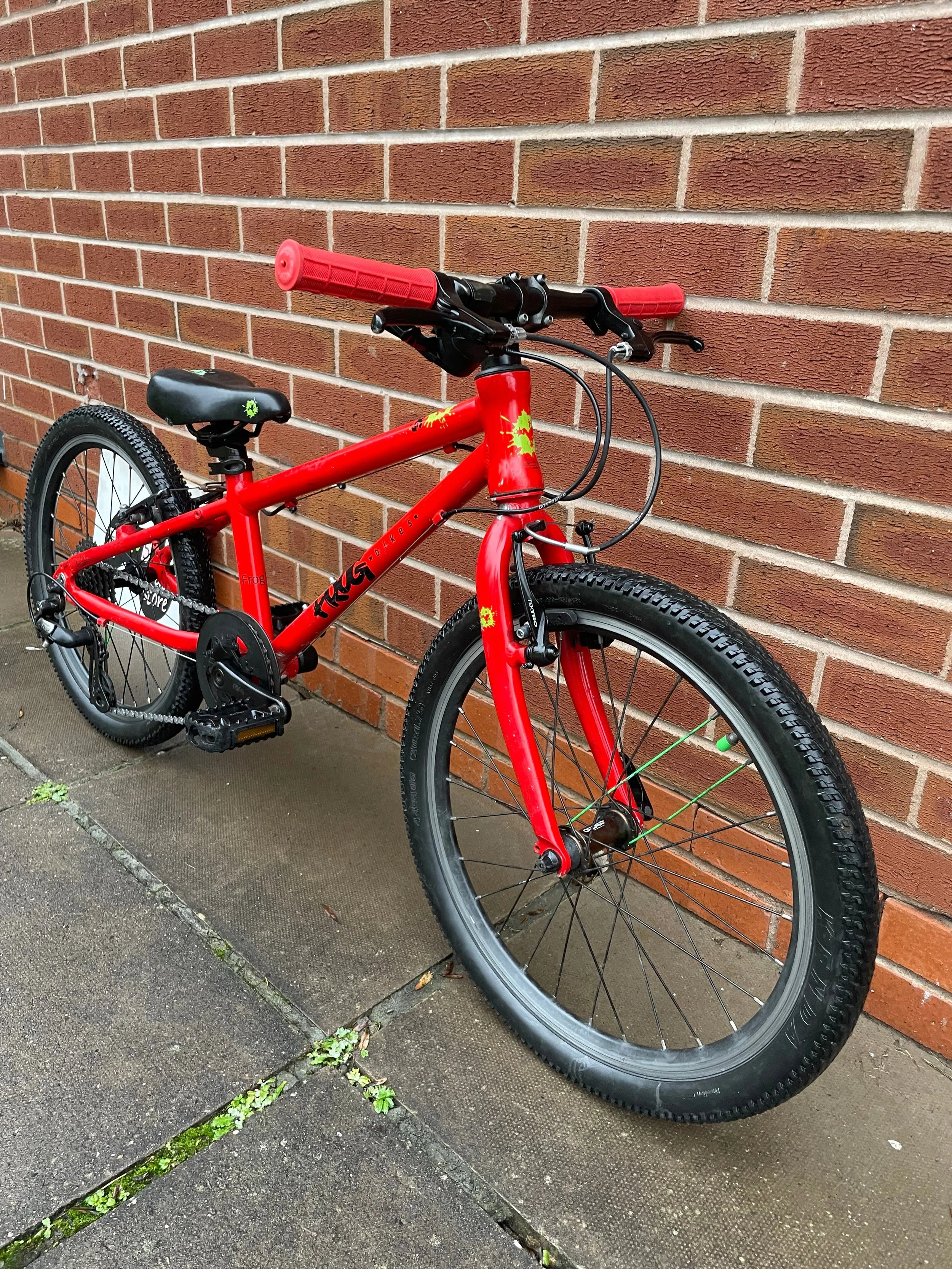 Frog 55 Red Handles 2.jpg