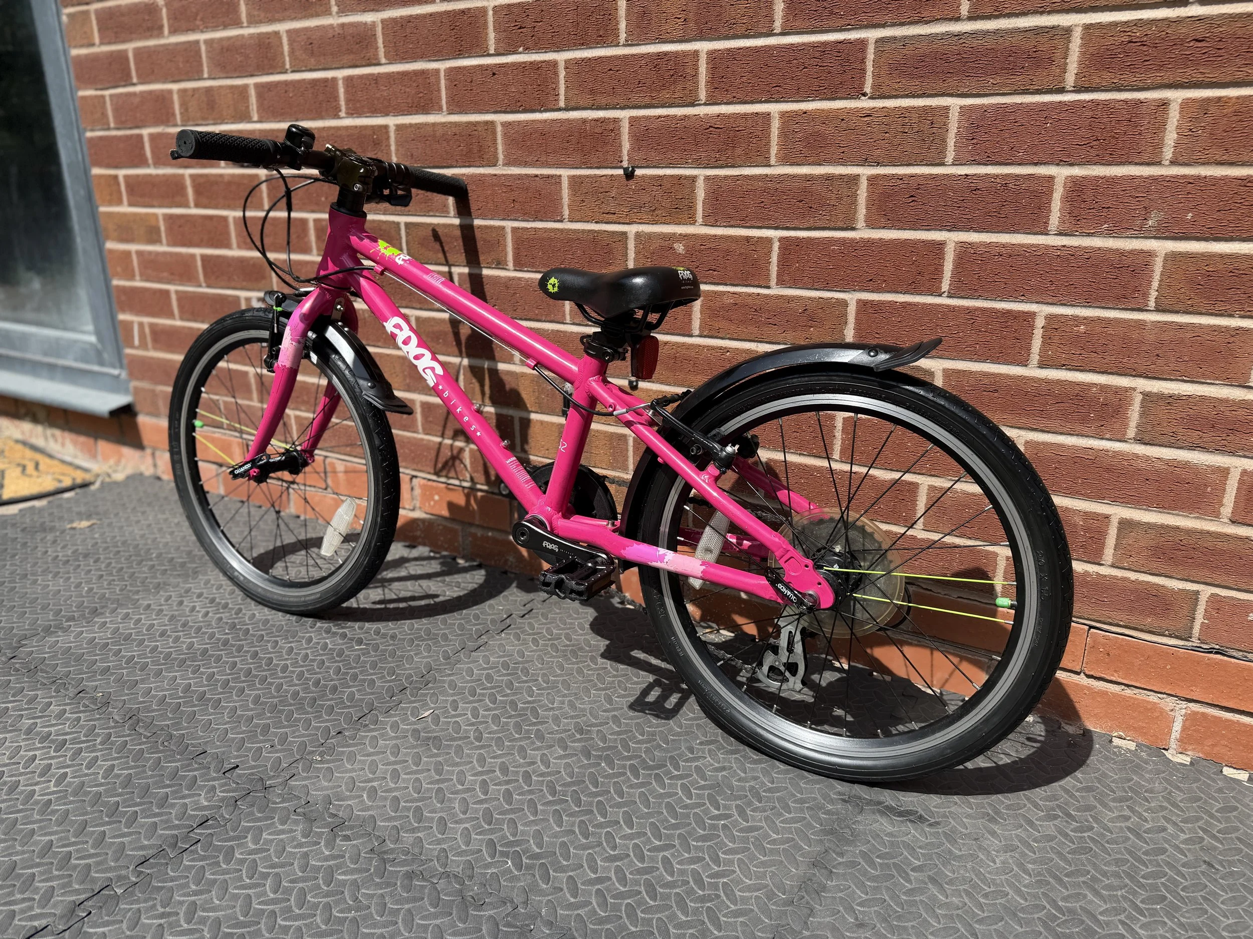 Frog Bikes 52 1 .jpg