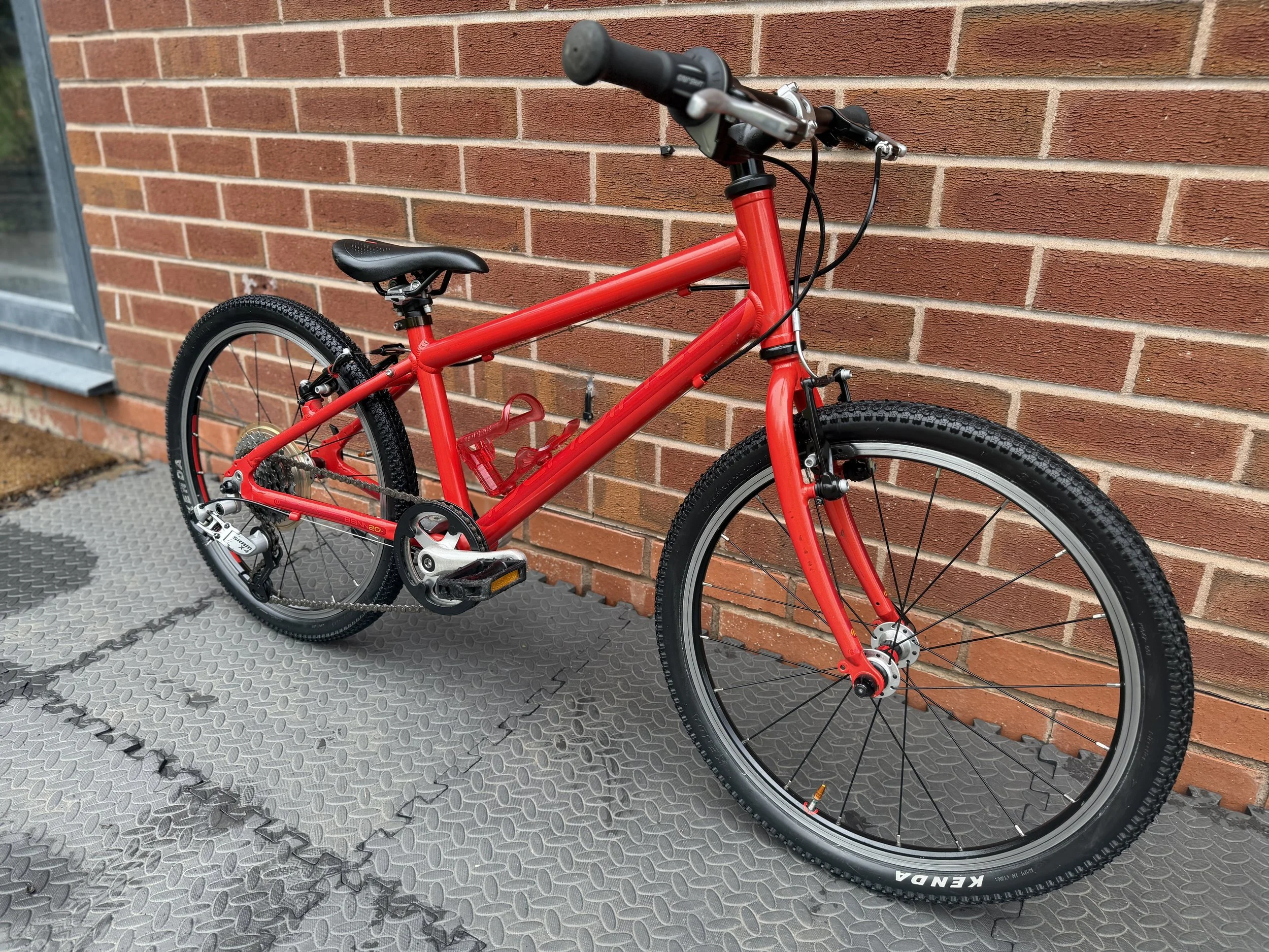 Refurbished Isla Beinn 20 Red 8.jpg